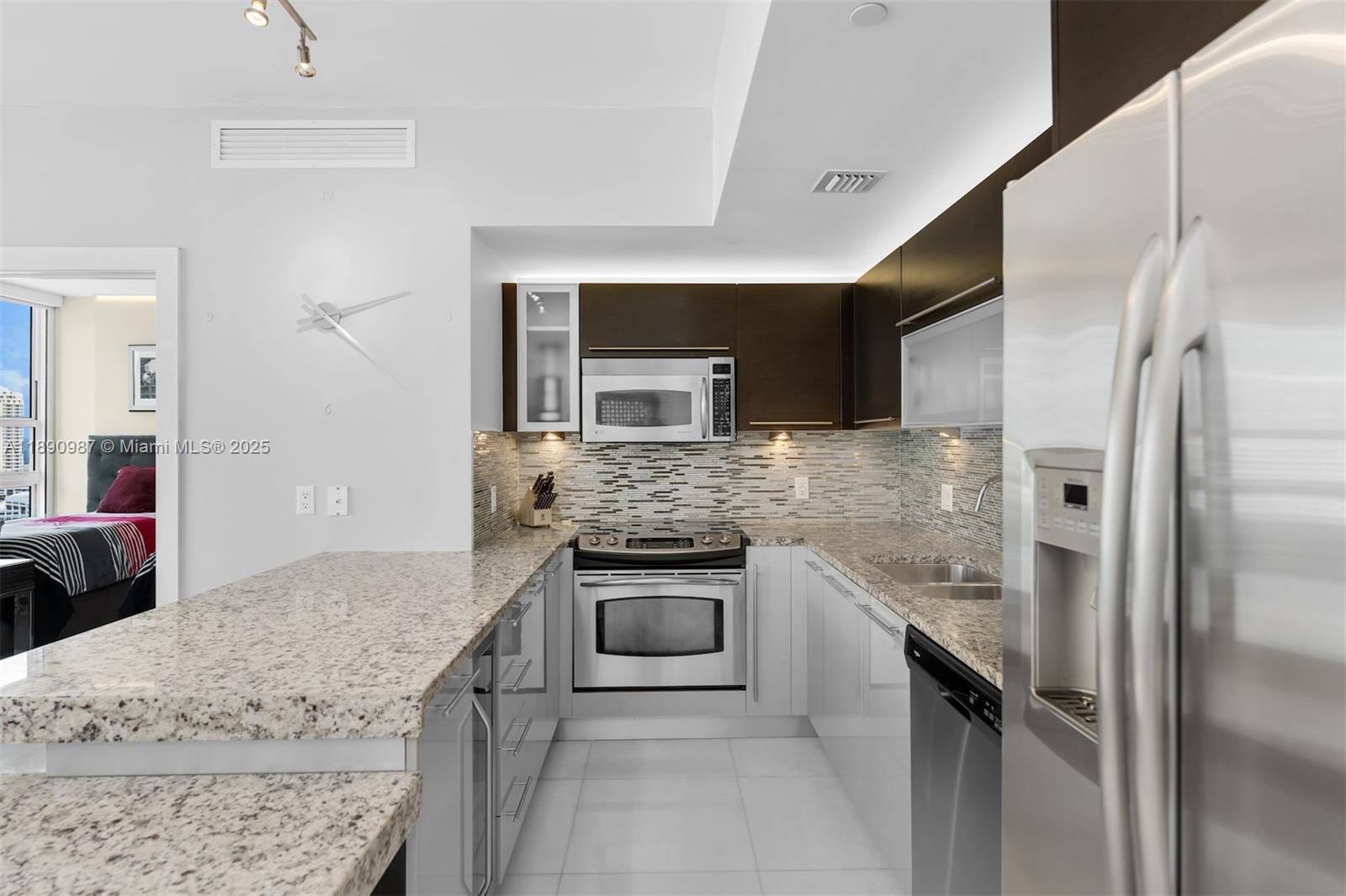 950 Brickell Bay Dr # 2606