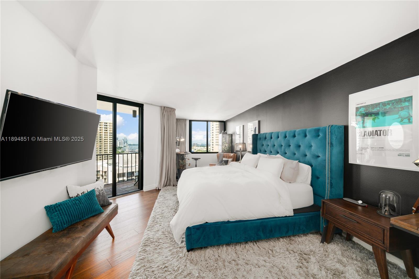 520 Brickell Key Dr, Miami Unit: APH00