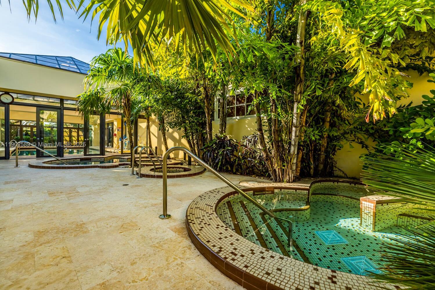 4000 Towerside Ter # 412