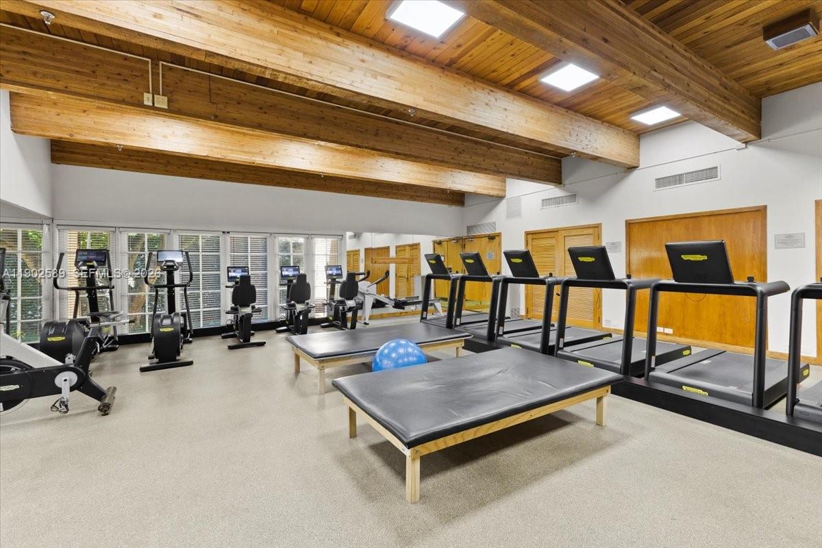 4000 Towerside Ter # 412