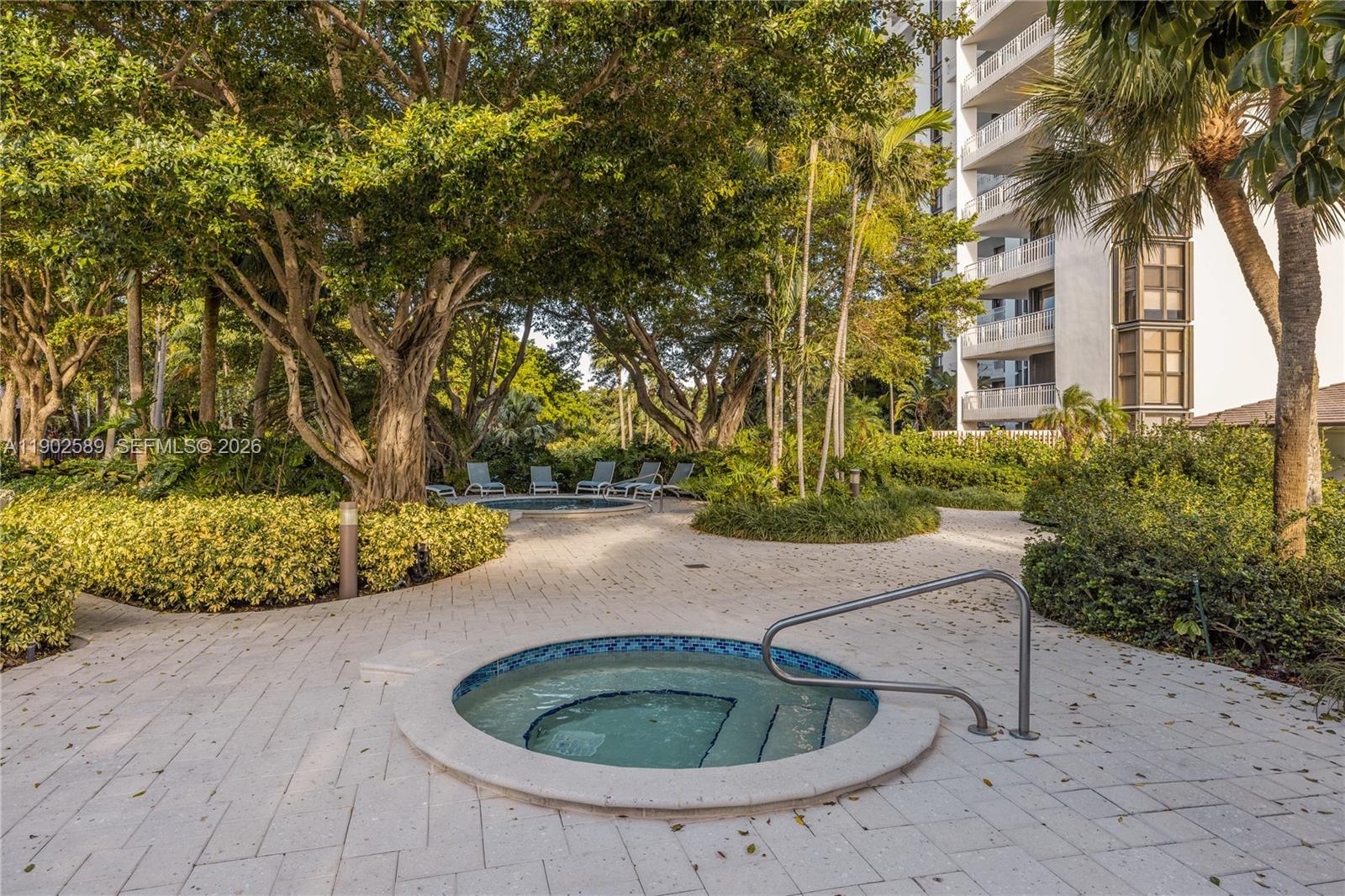 4000 Towerside Ter # 412