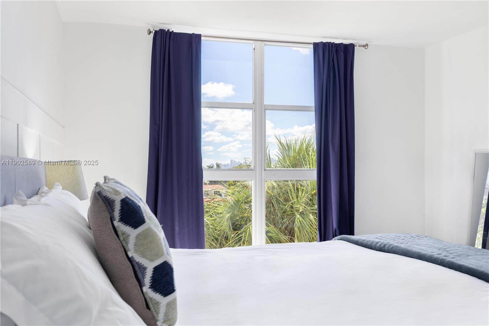 4000 Towerside Ter # 412