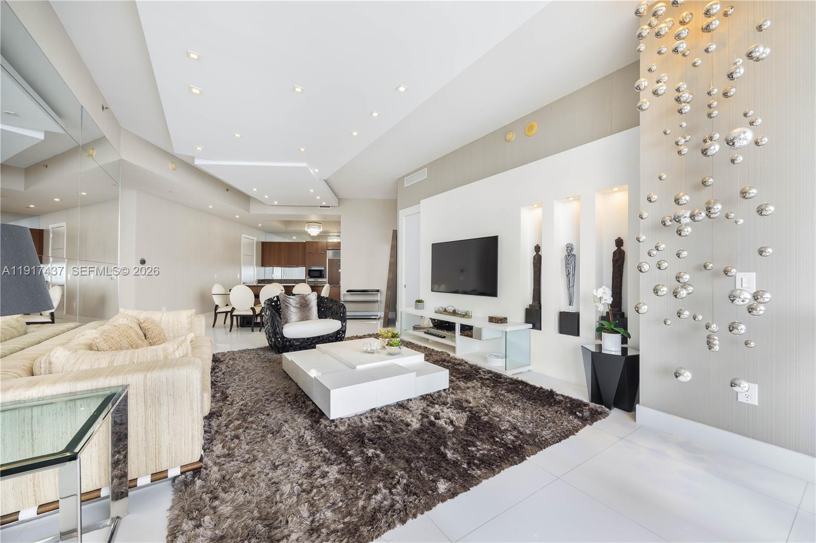 15811 Collins Ave # 4107