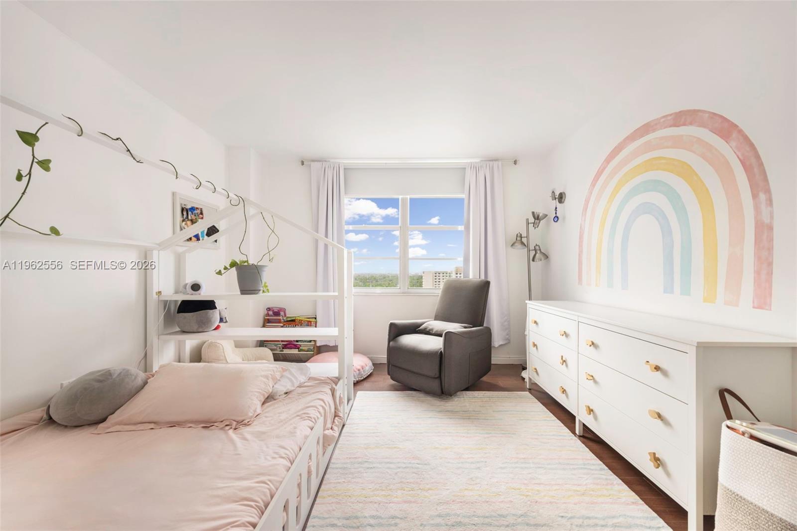 2801 NE 183rd St # 1607W