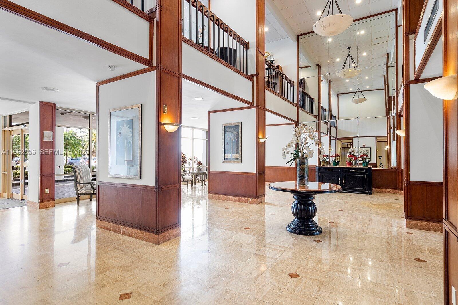 2801 NE 183rd St # 1607W