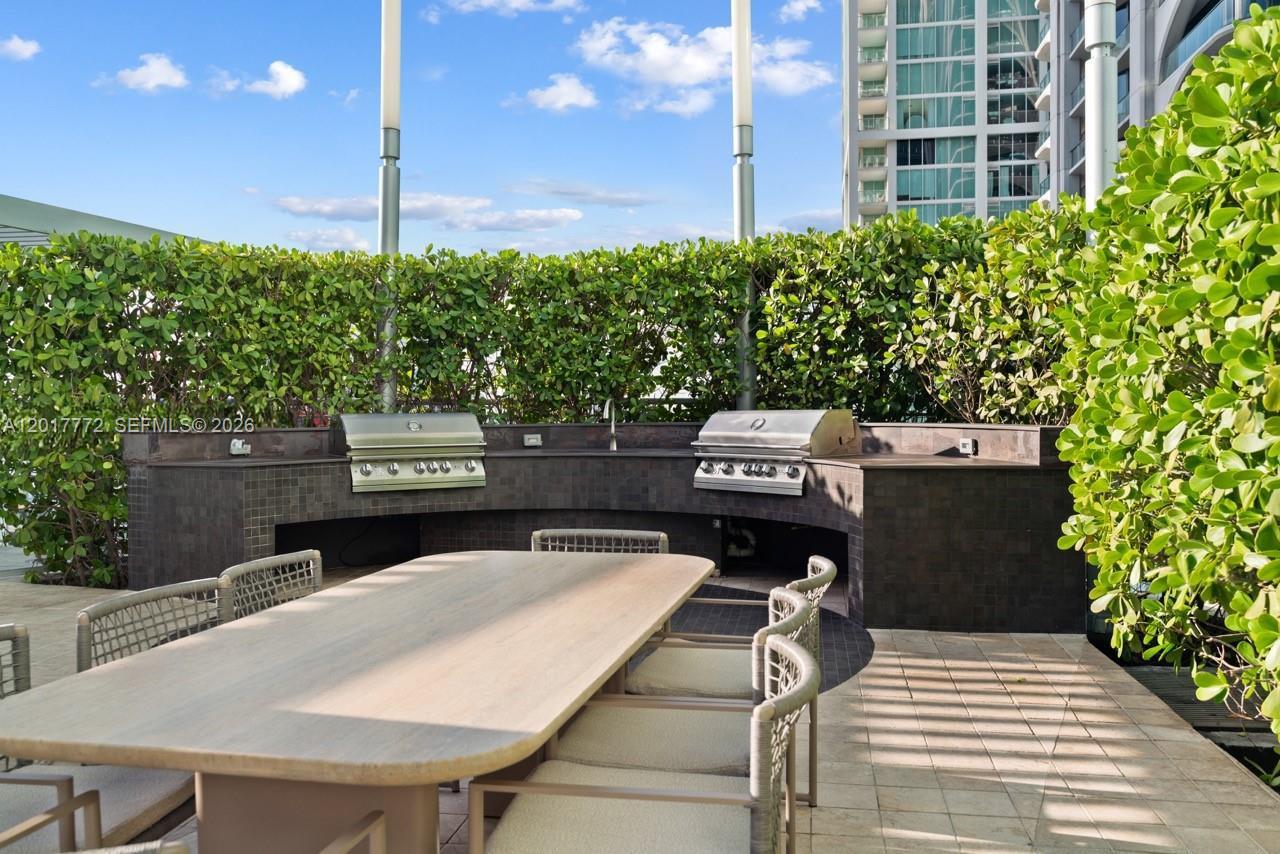 900 Biscayne Blvd # 4205