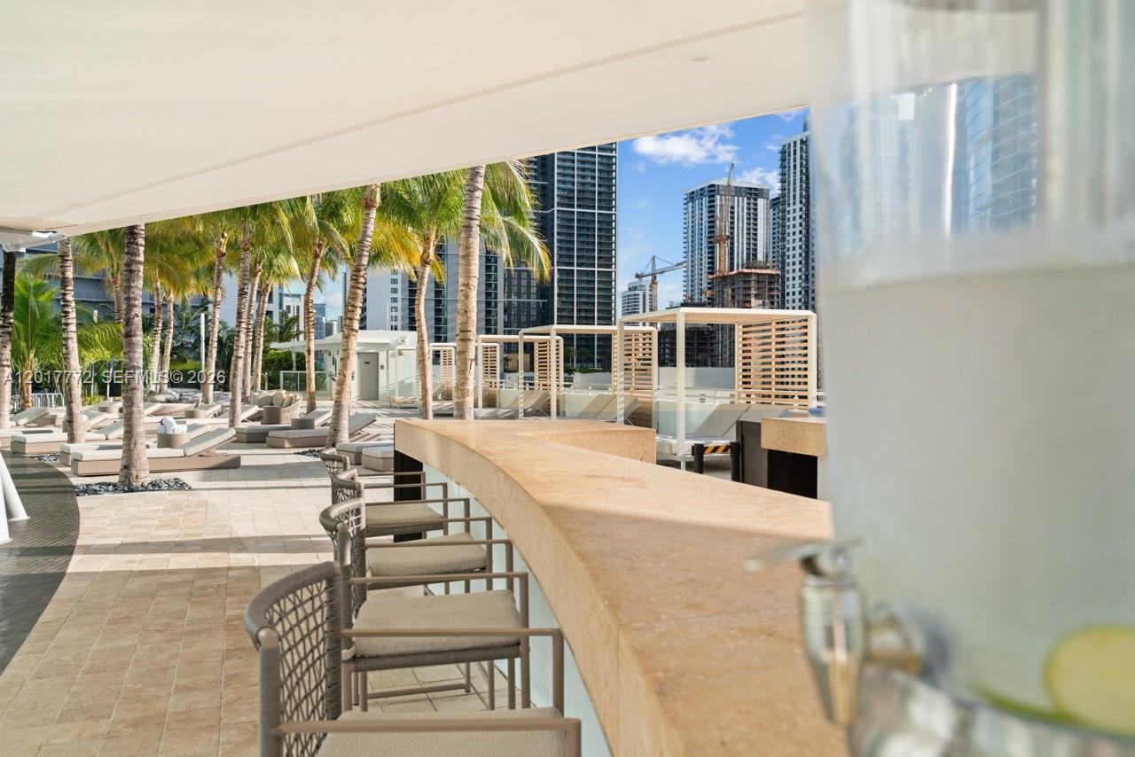 900 Biscayne Blvd # 4205