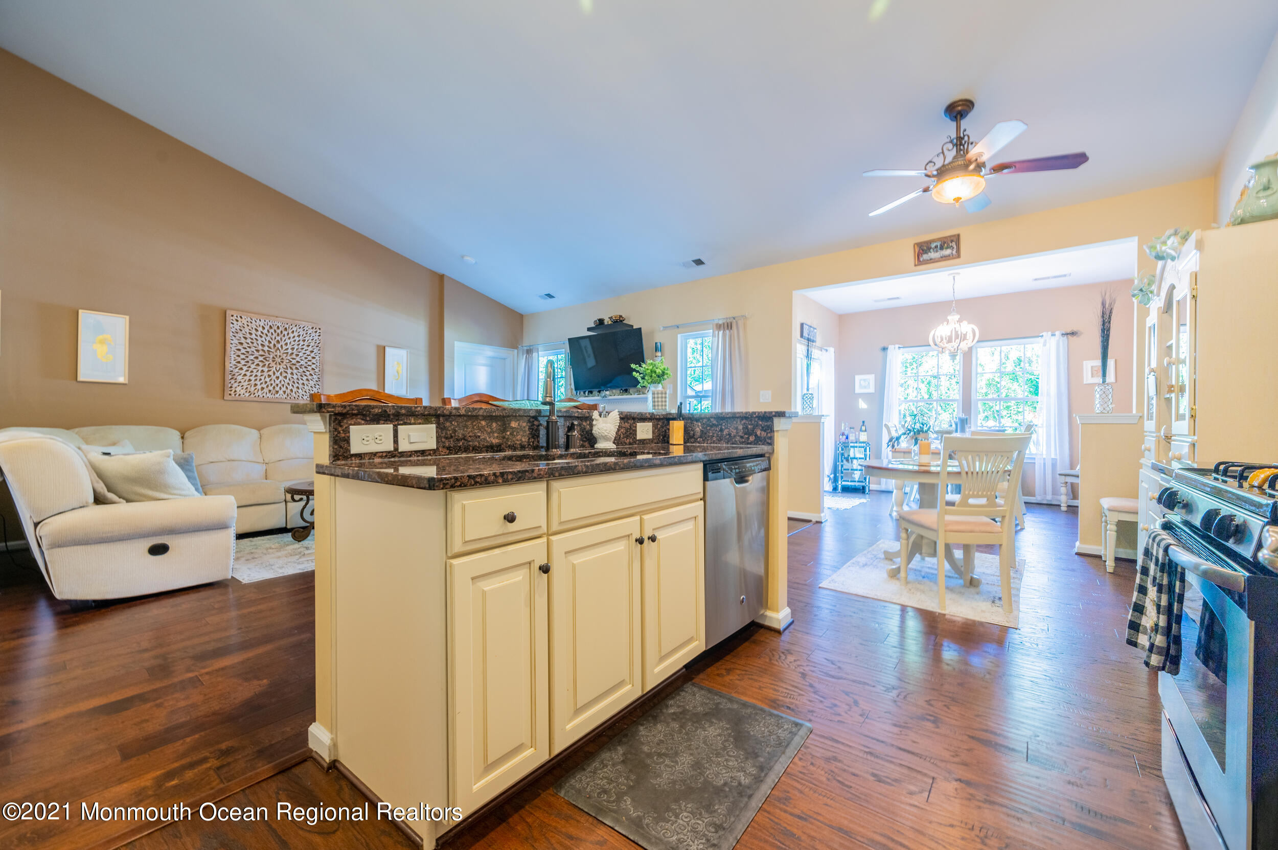 18 La Quinta Lane