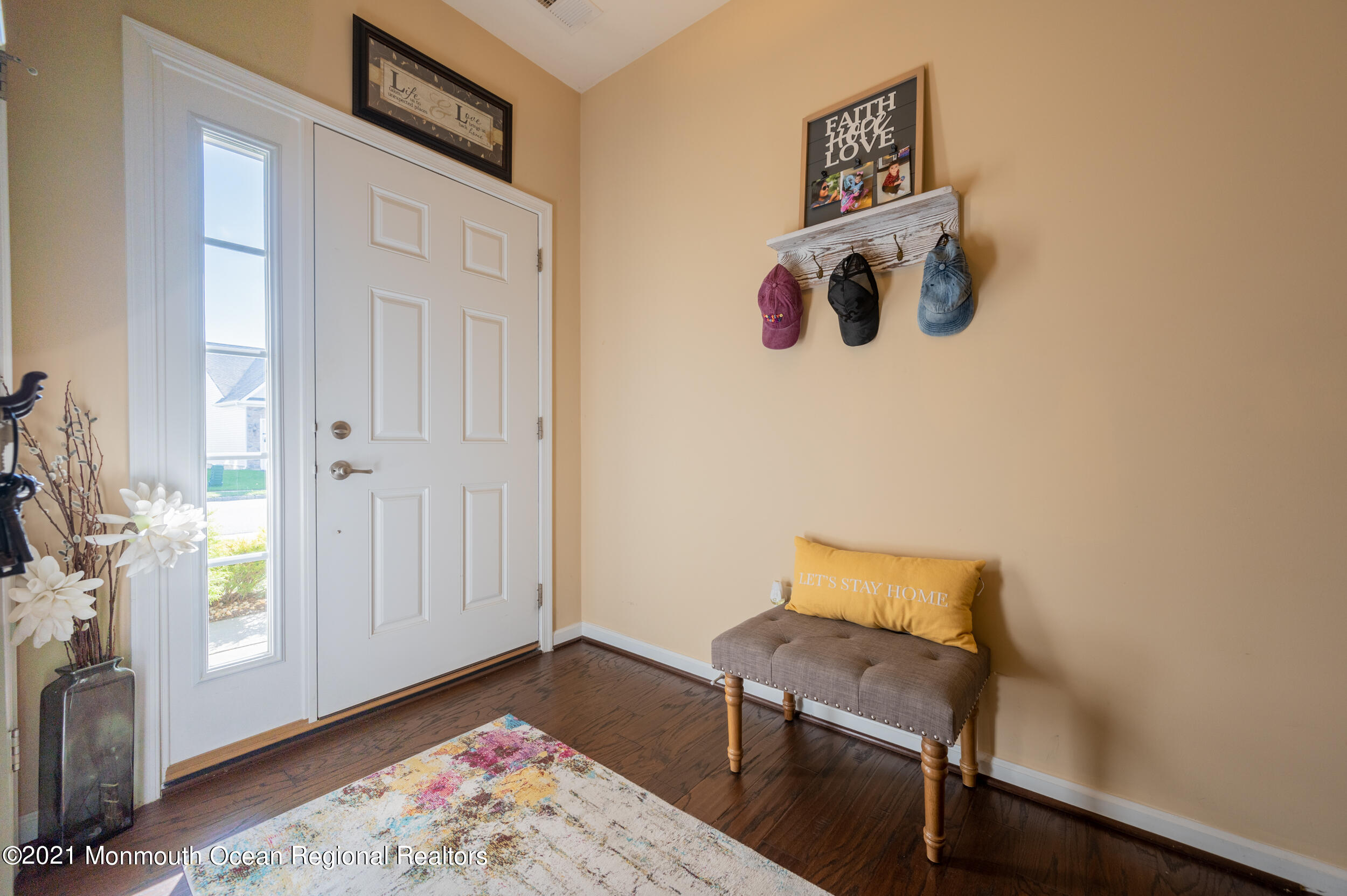 18 La Quinta Lane