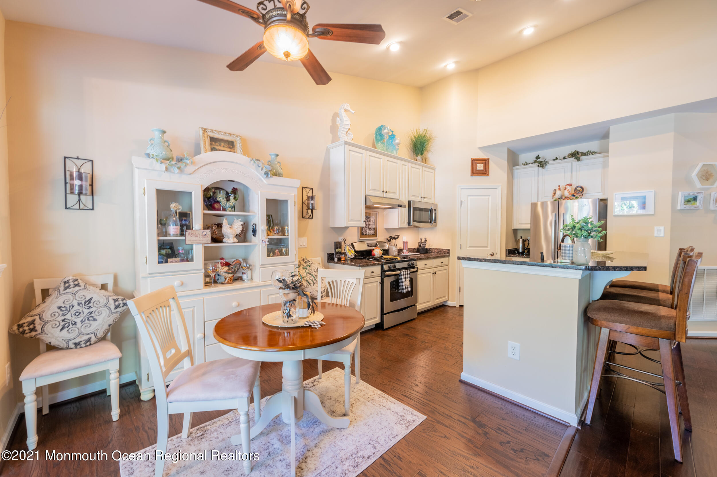 18 La Quinta Lane