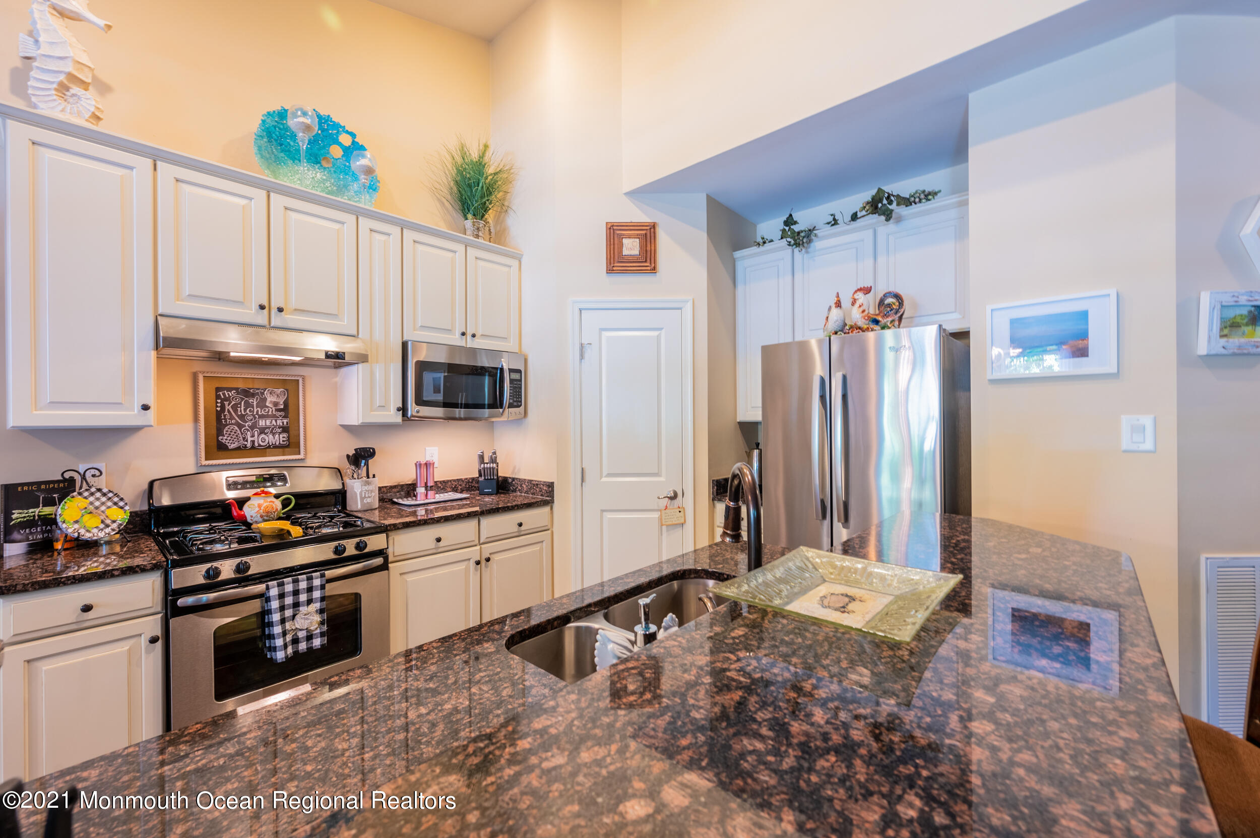 18 La Quinta Lane