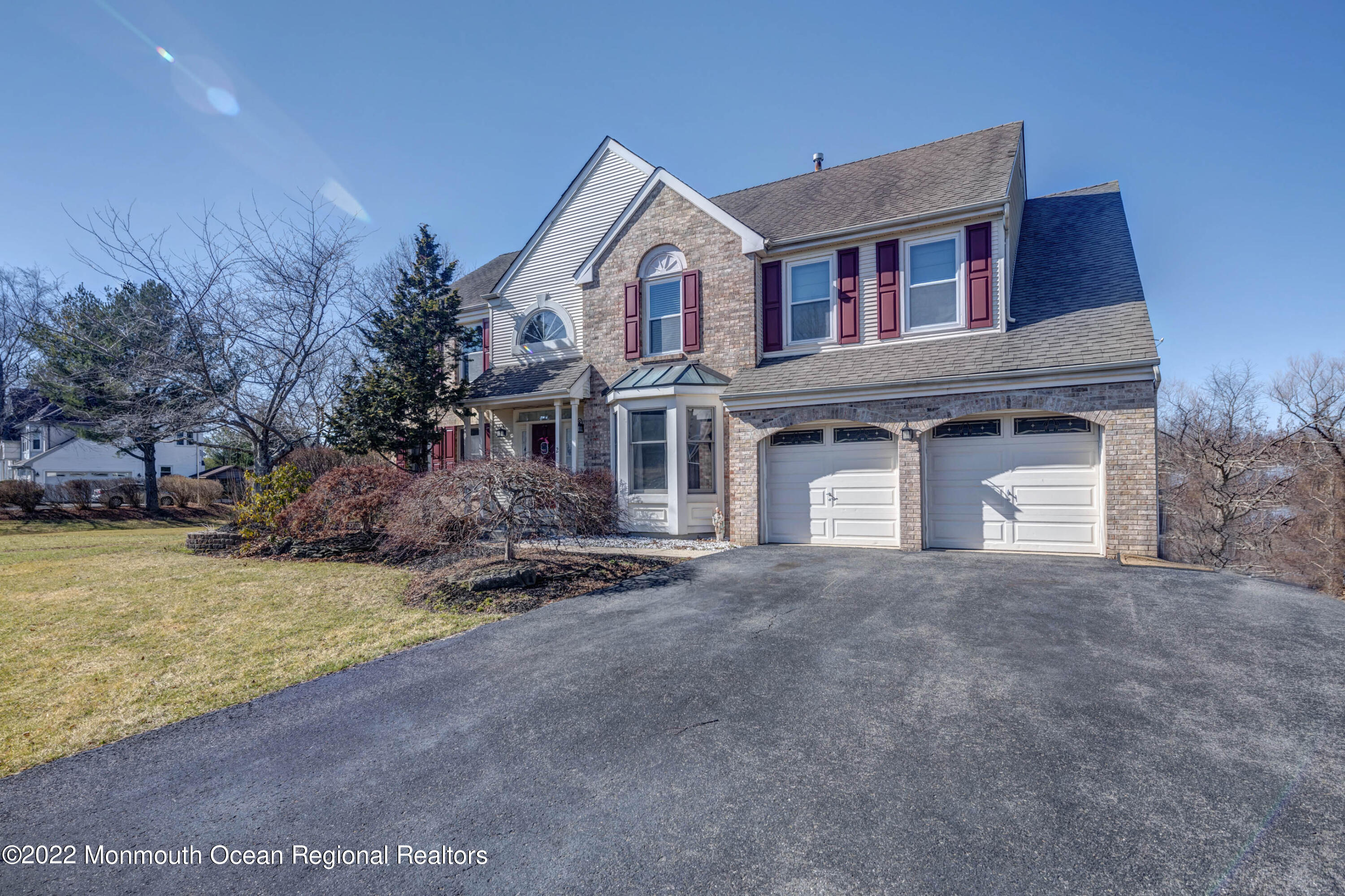 2 Hampton Hollow Drive