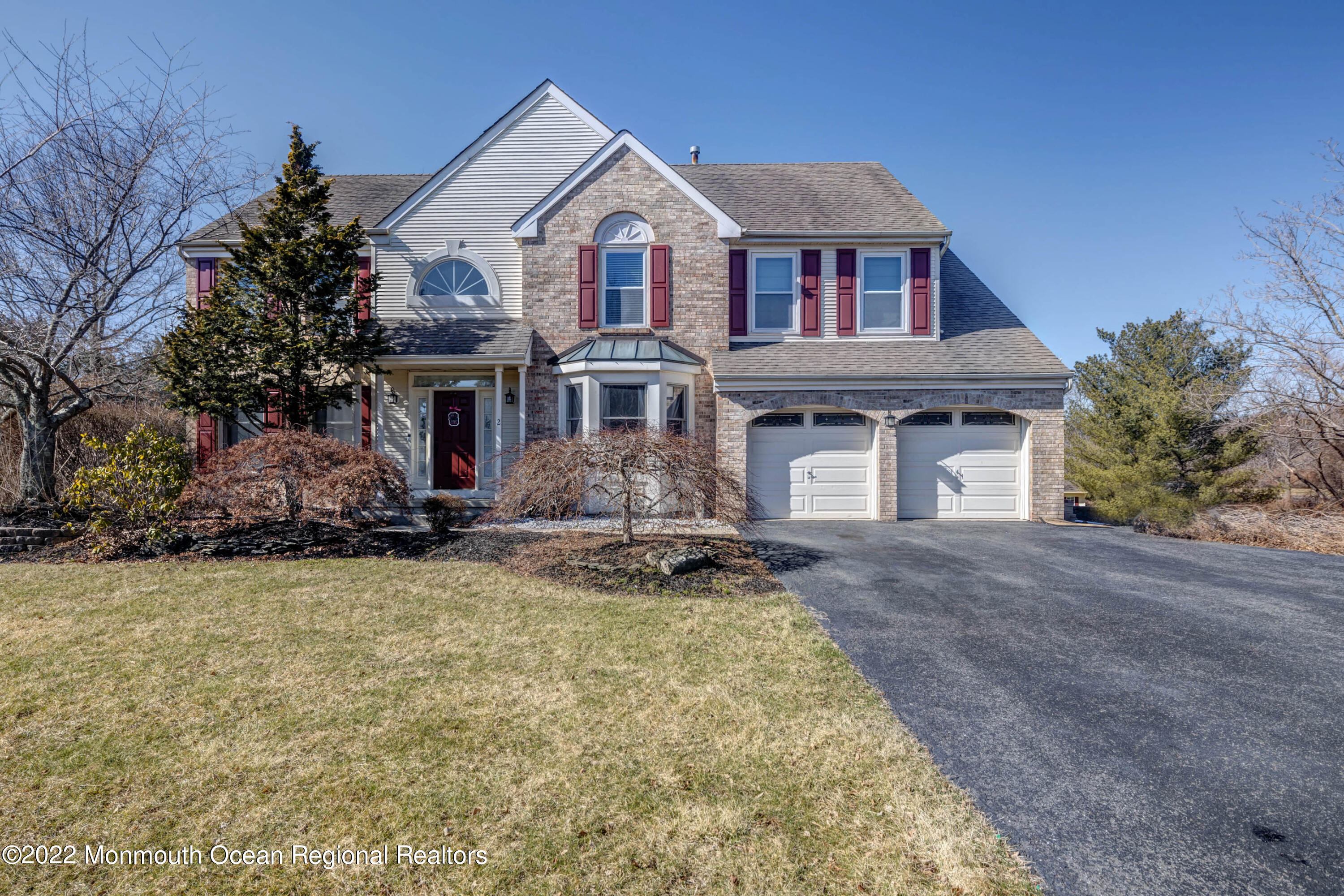 2 Hampton Hollow Drive