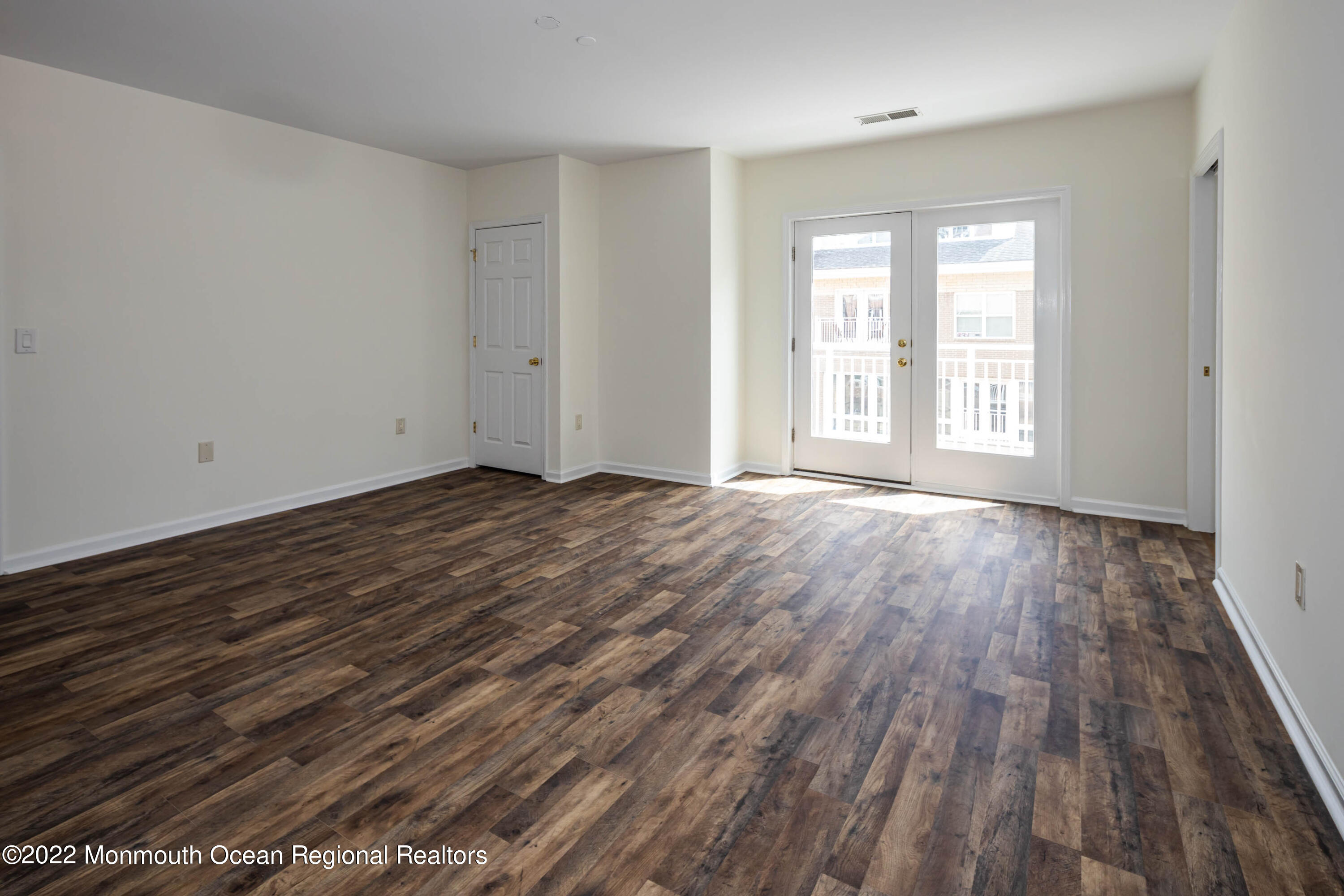 368 Rector Street Unit: 414