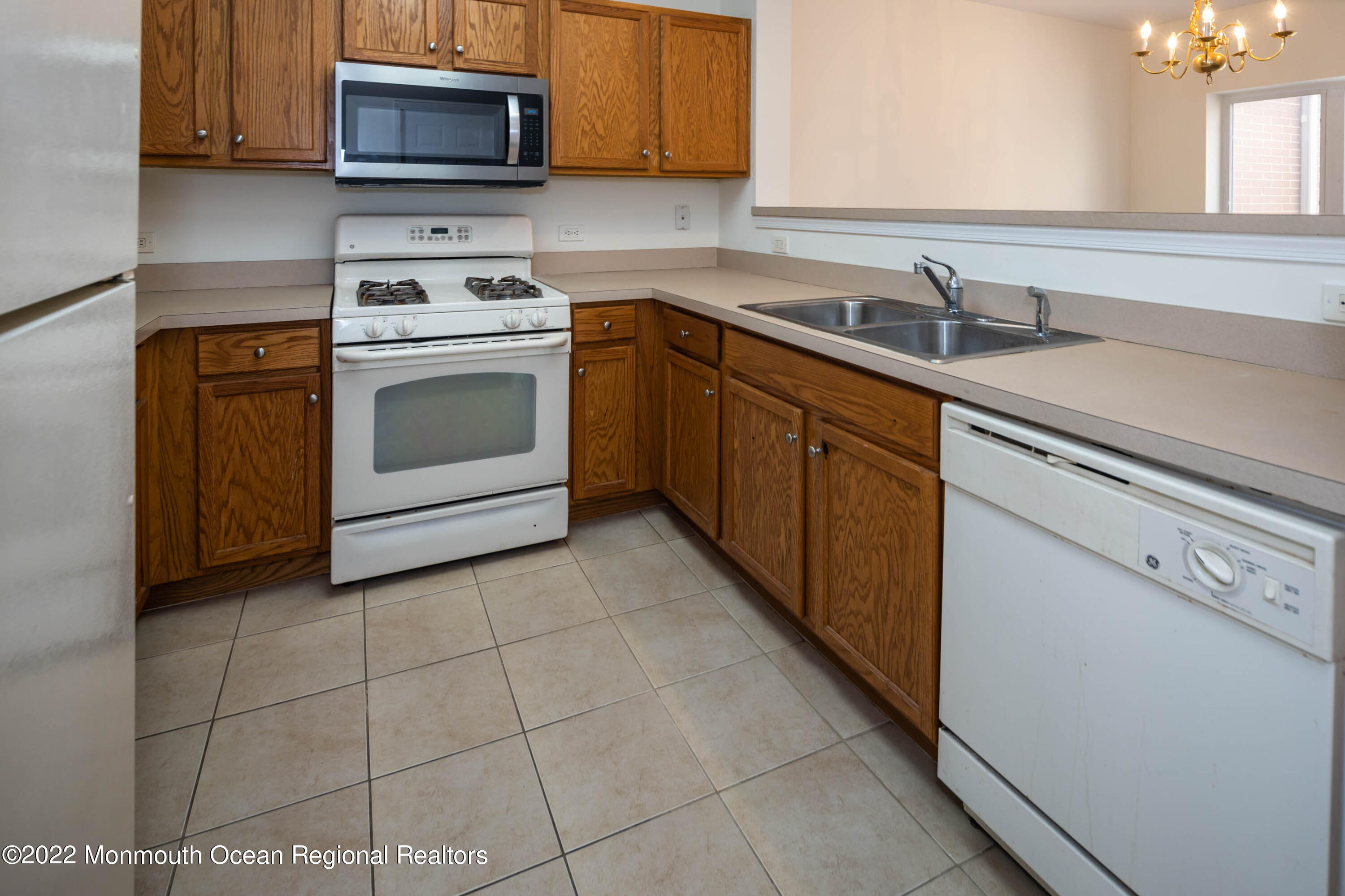 368 Rector Street Unit: 414