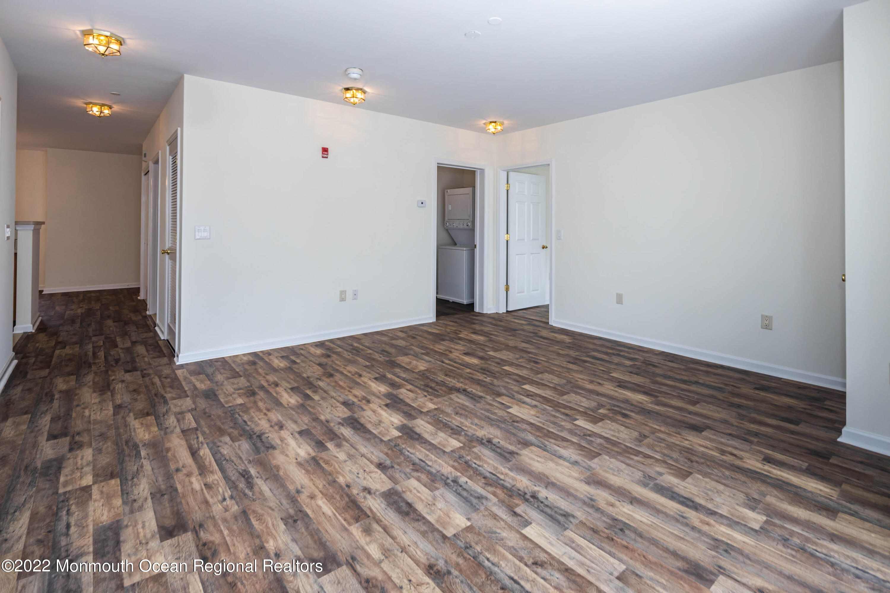 368 Rector Street Unit: 414