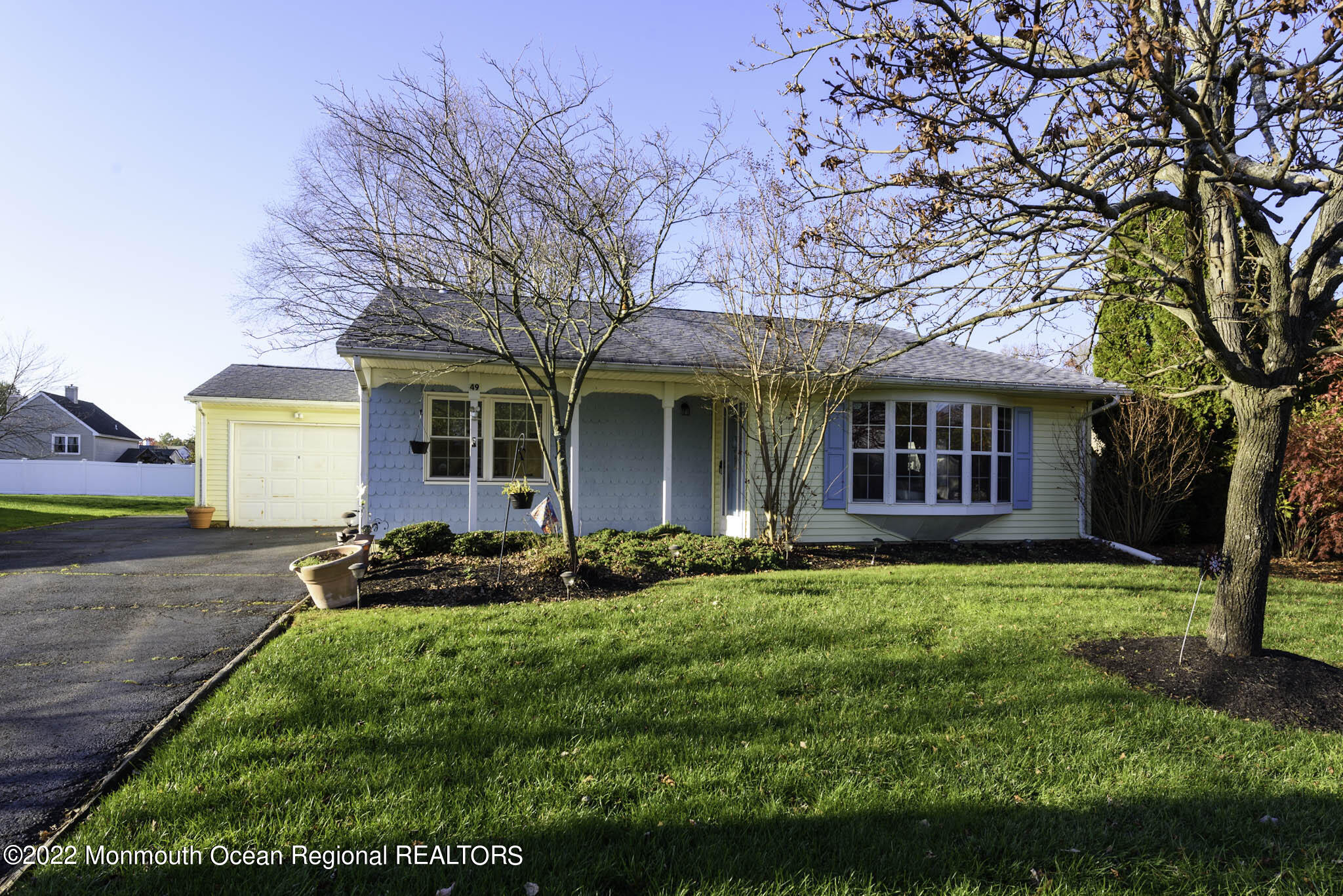 49 Williamsburg Drive