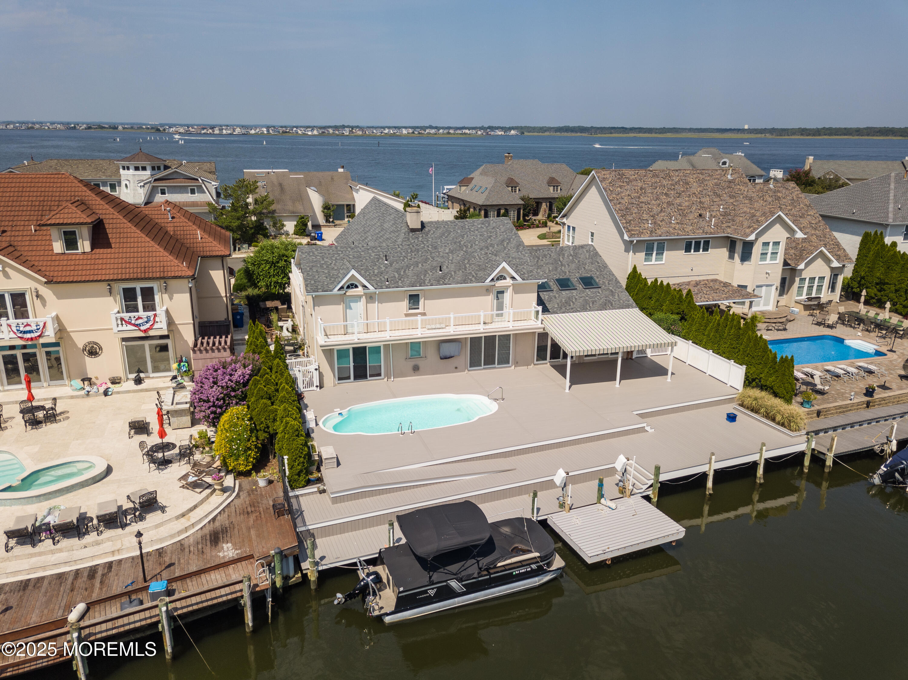 218 Pointe Drive