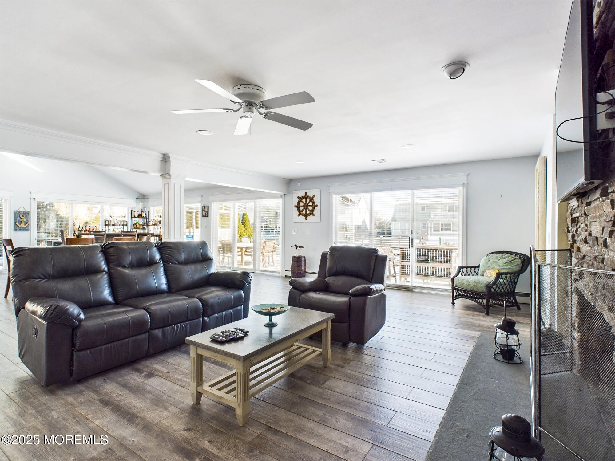 218 Pointe Drive
