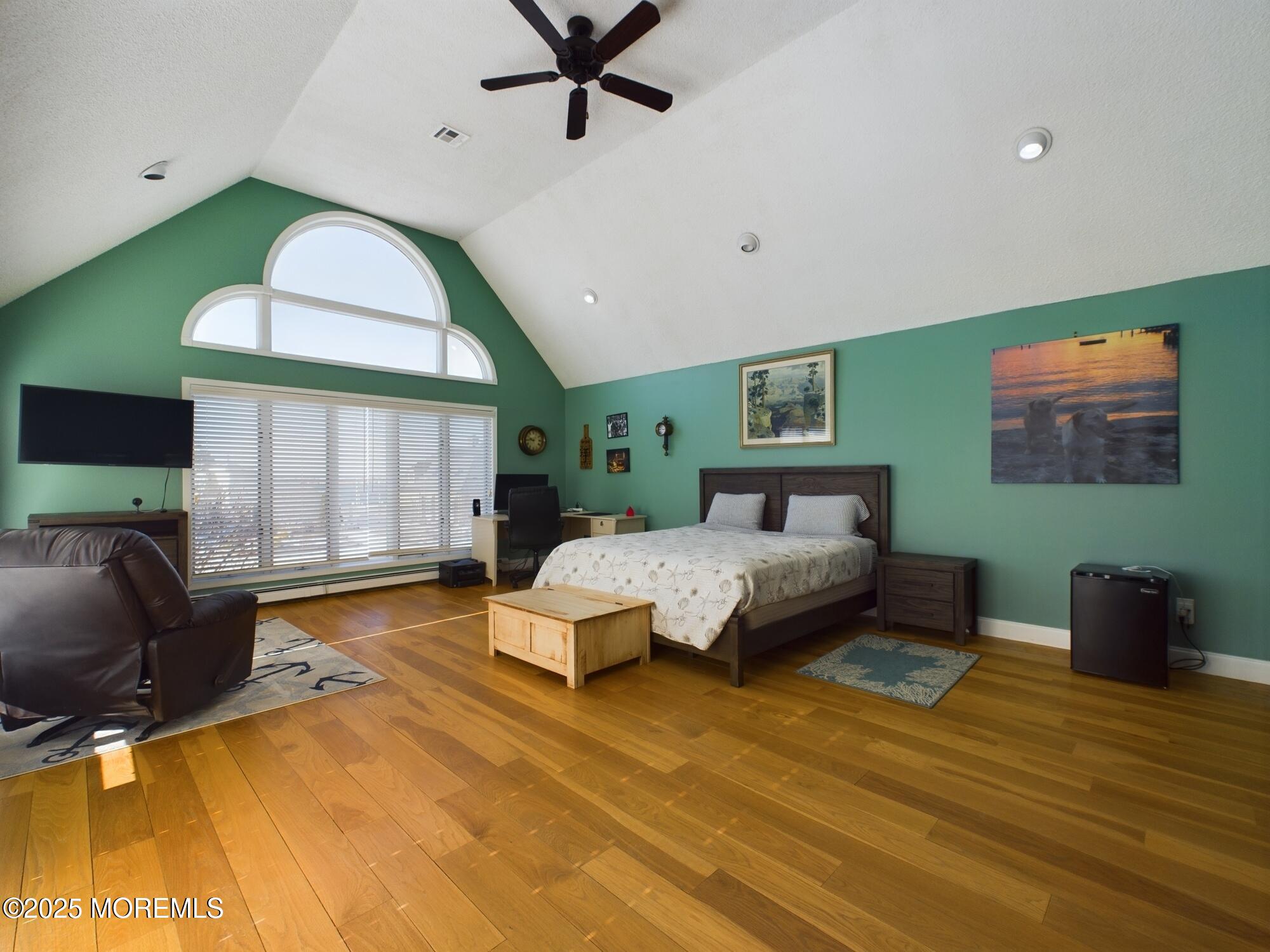 218 Pointe Drive