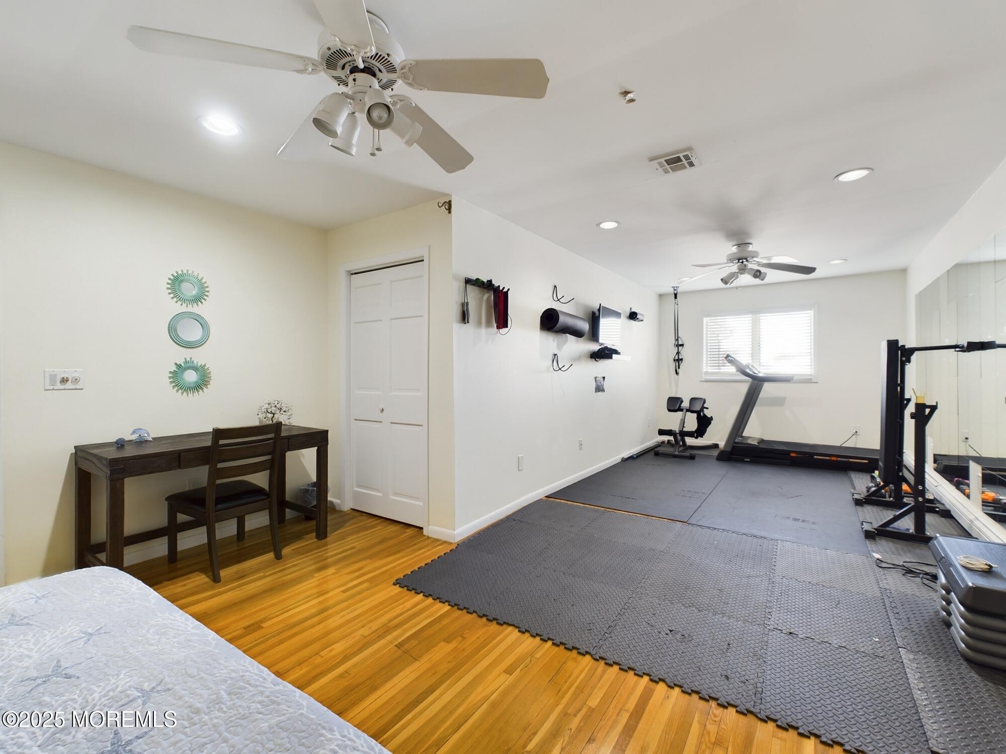 218 Pointe Drive