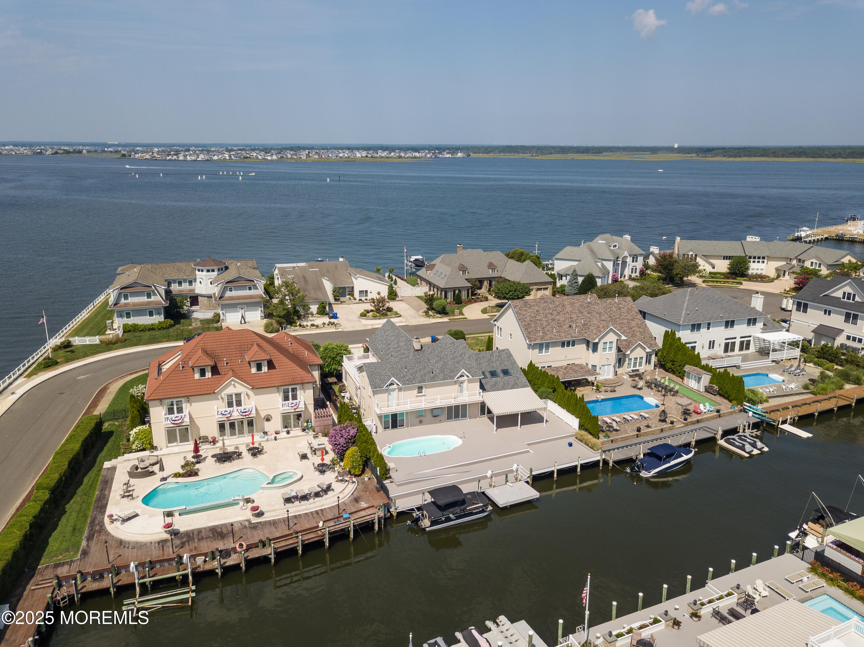 218 Pointe Drive