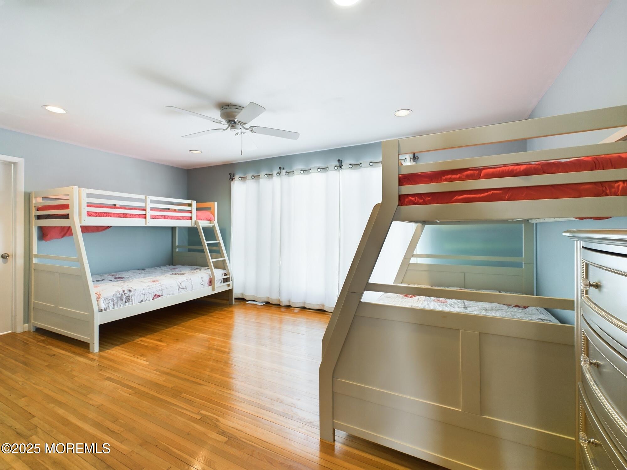 218 Pointe Drive