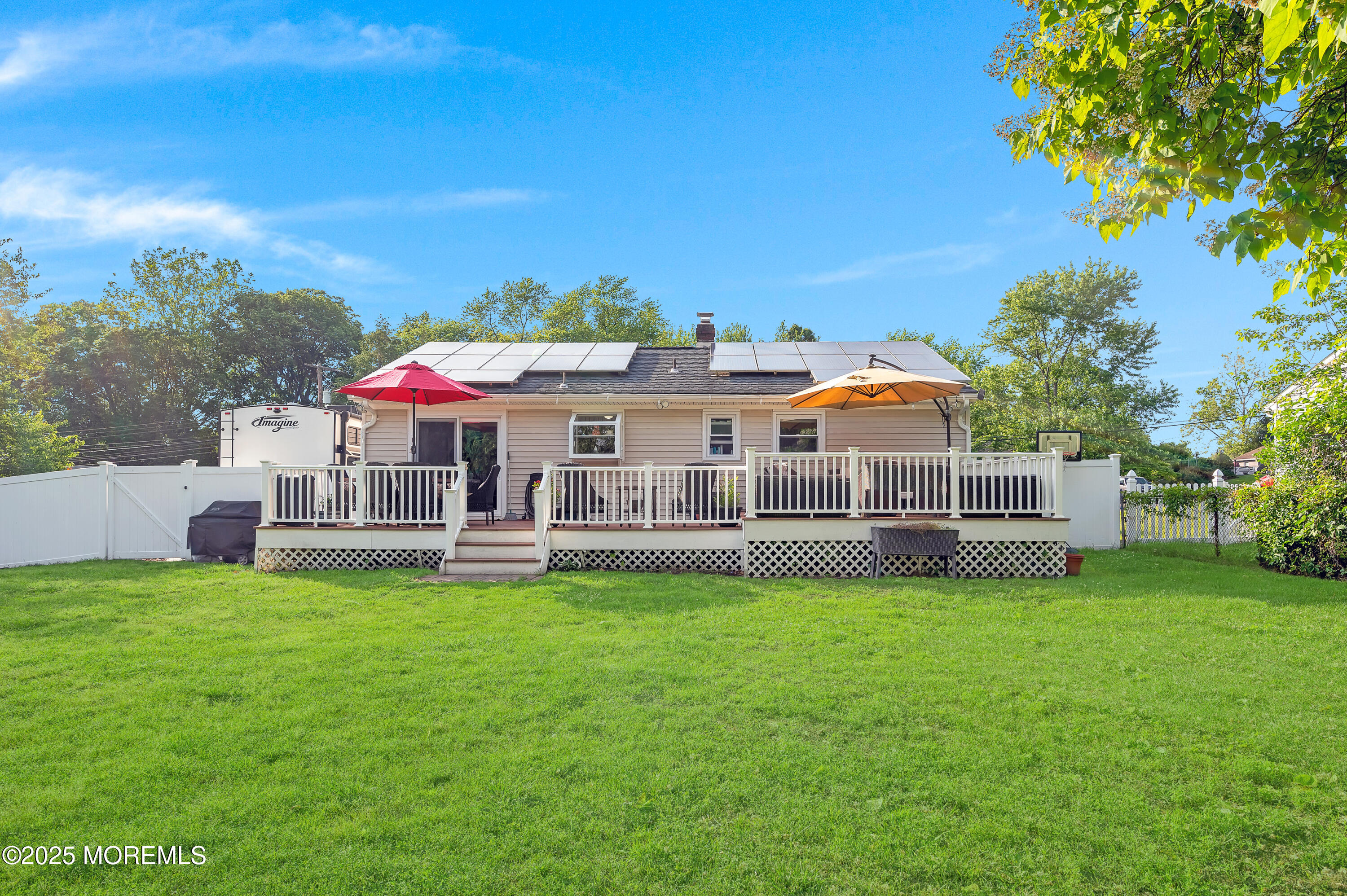 5 Robert Avenue