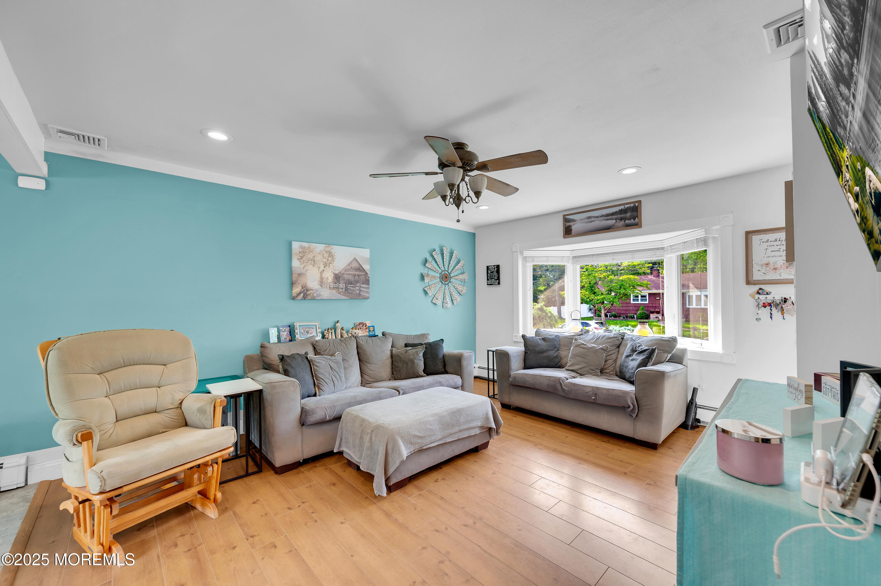 5 Robert Avenue