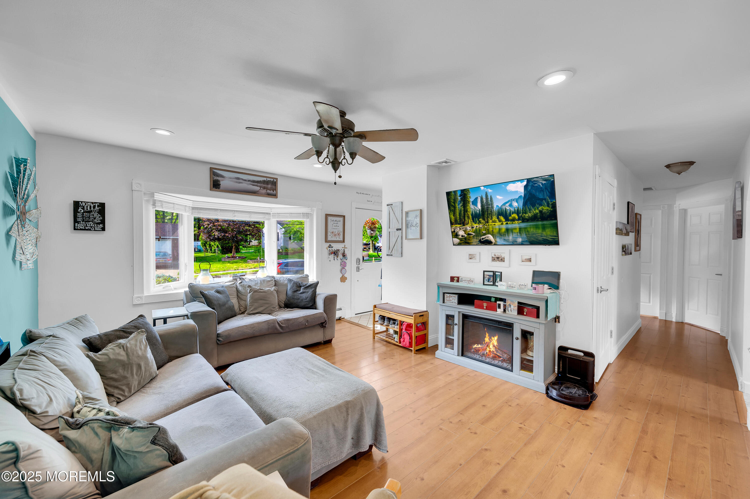 5 Robert Avenue