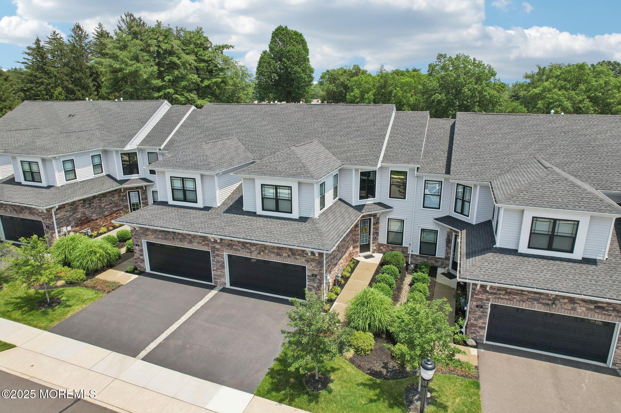 42 Dogleg Lane