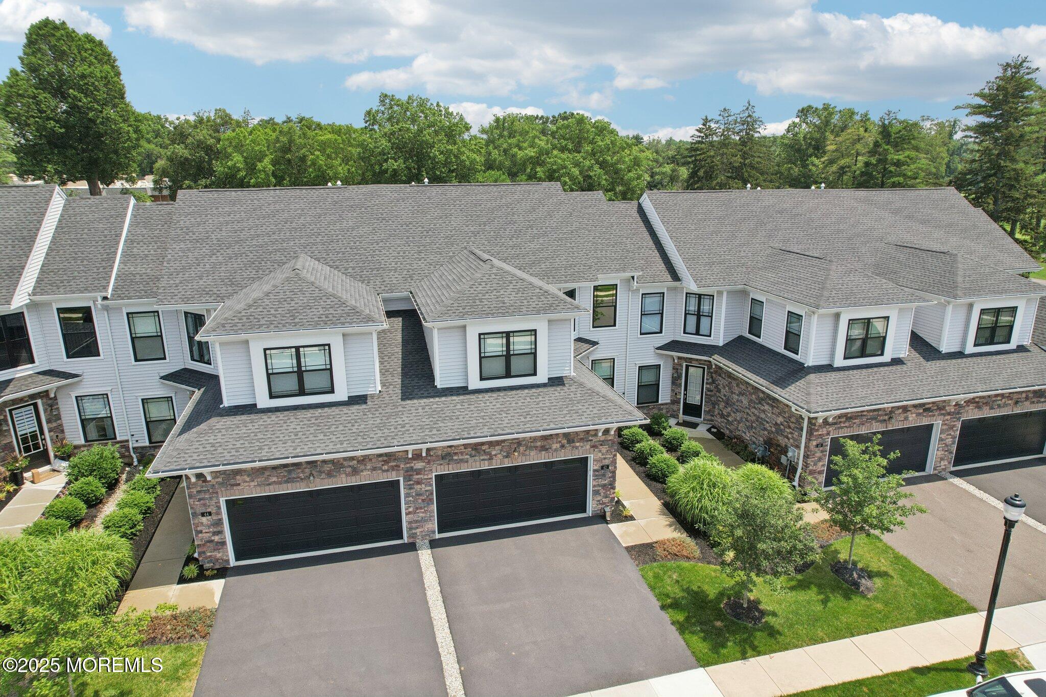 42 Dogleg Lane