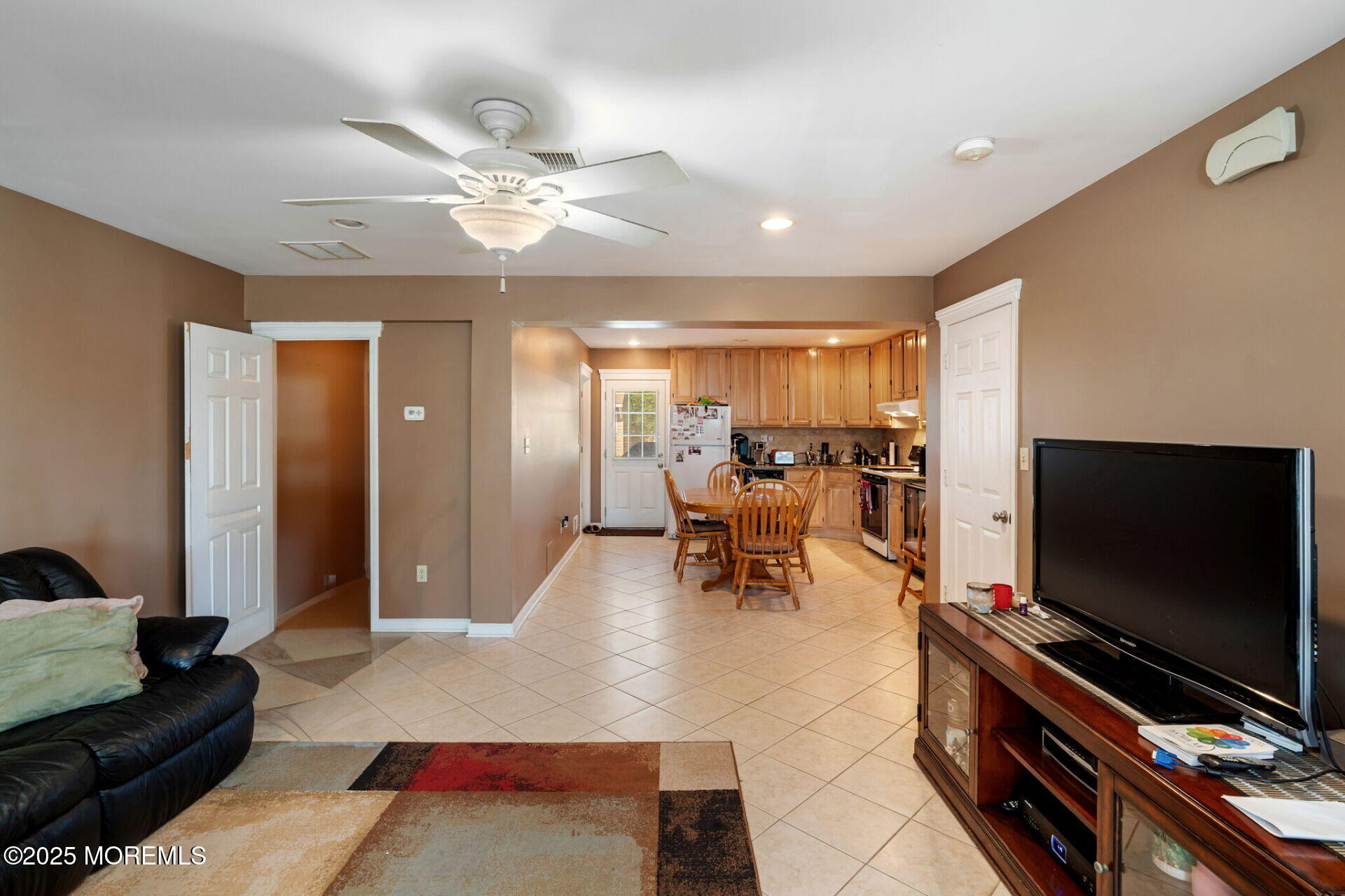 362 Broadway, A