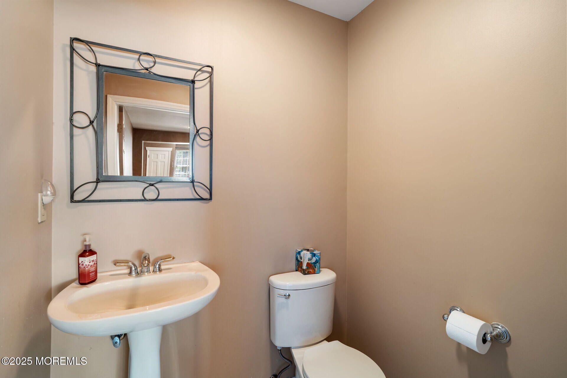362 Broadway, A