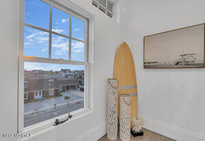 985 Ocean Avenue