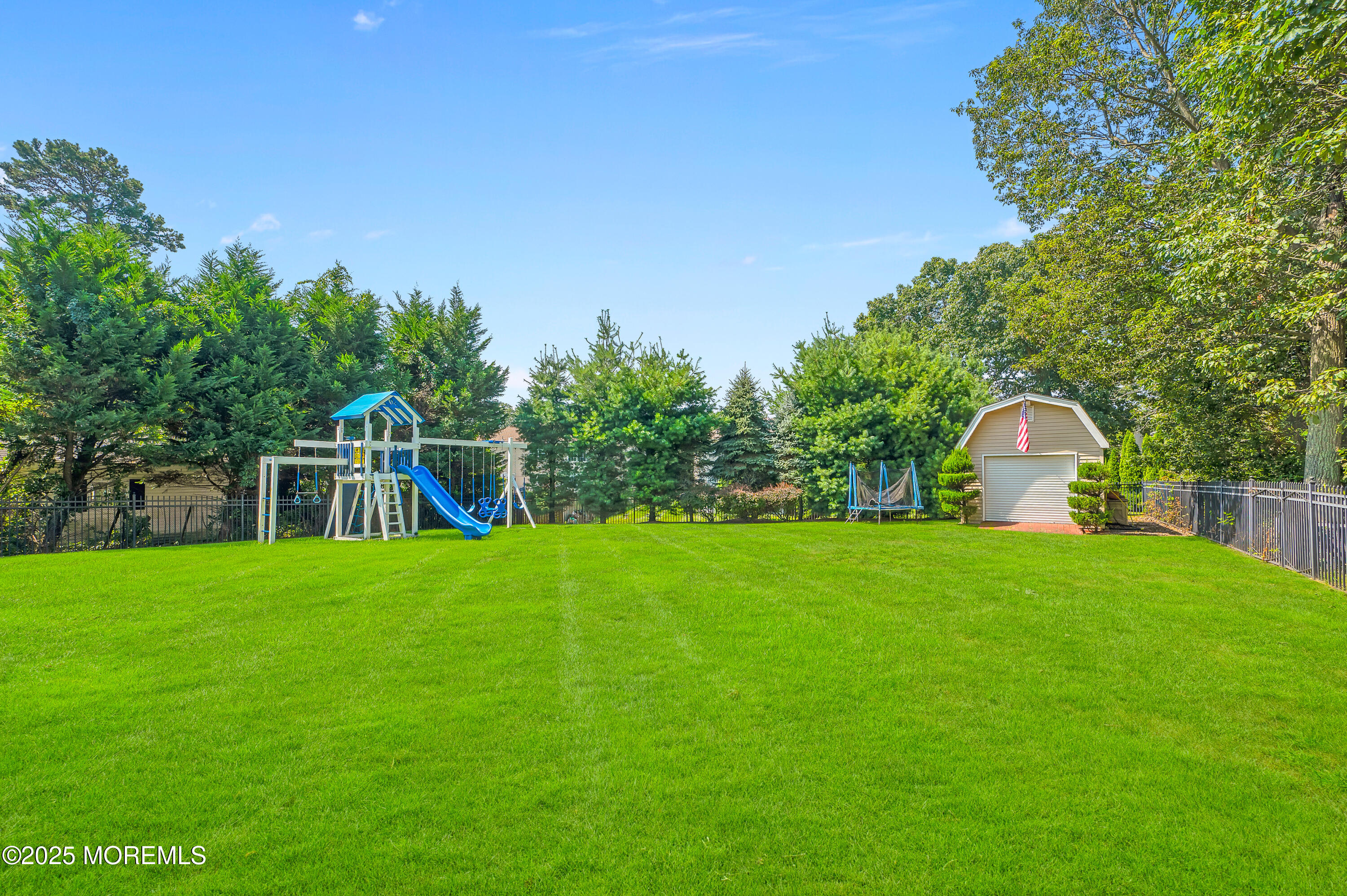 4 Diamond Lane