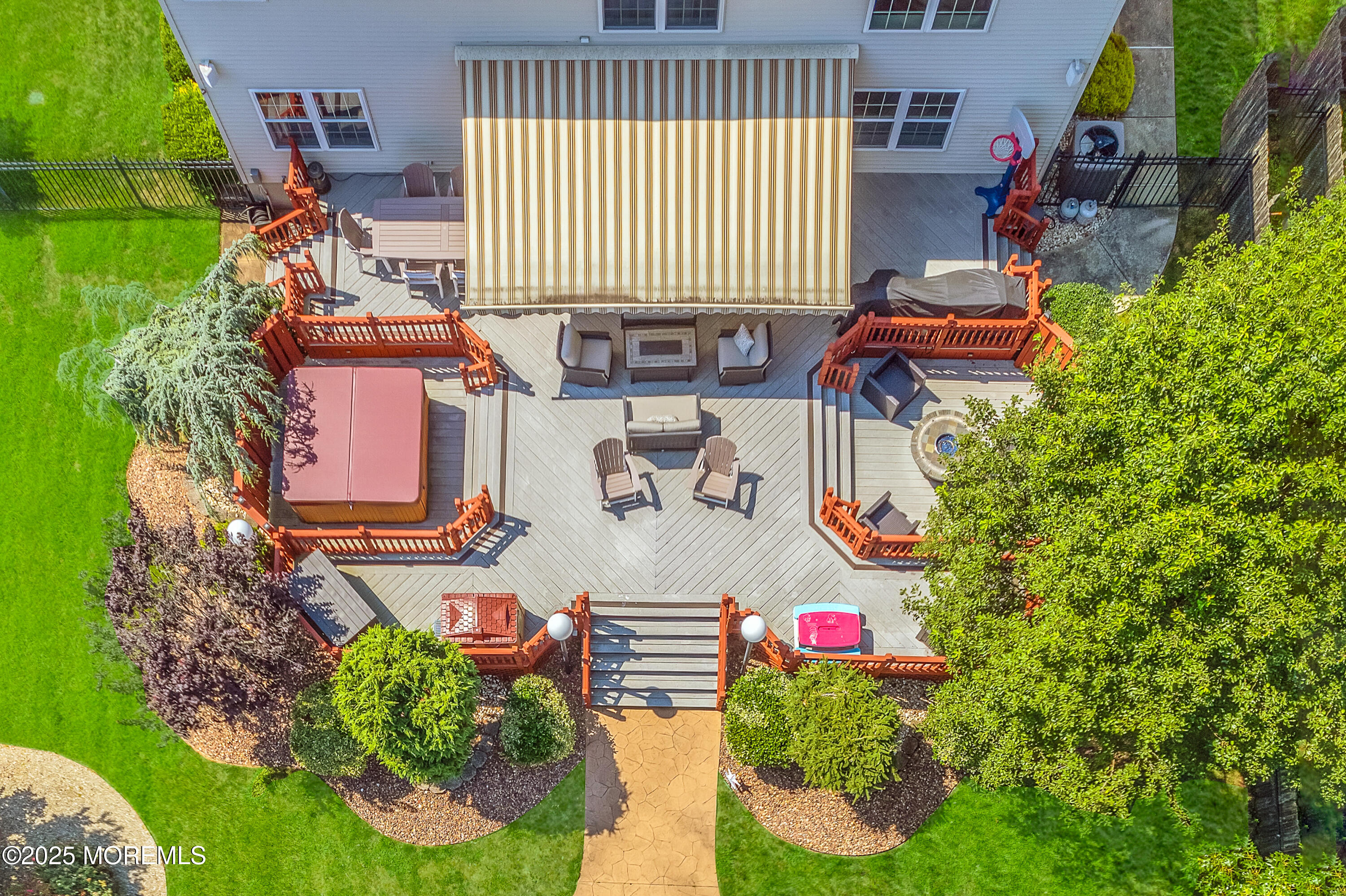 4 Diamond Lane