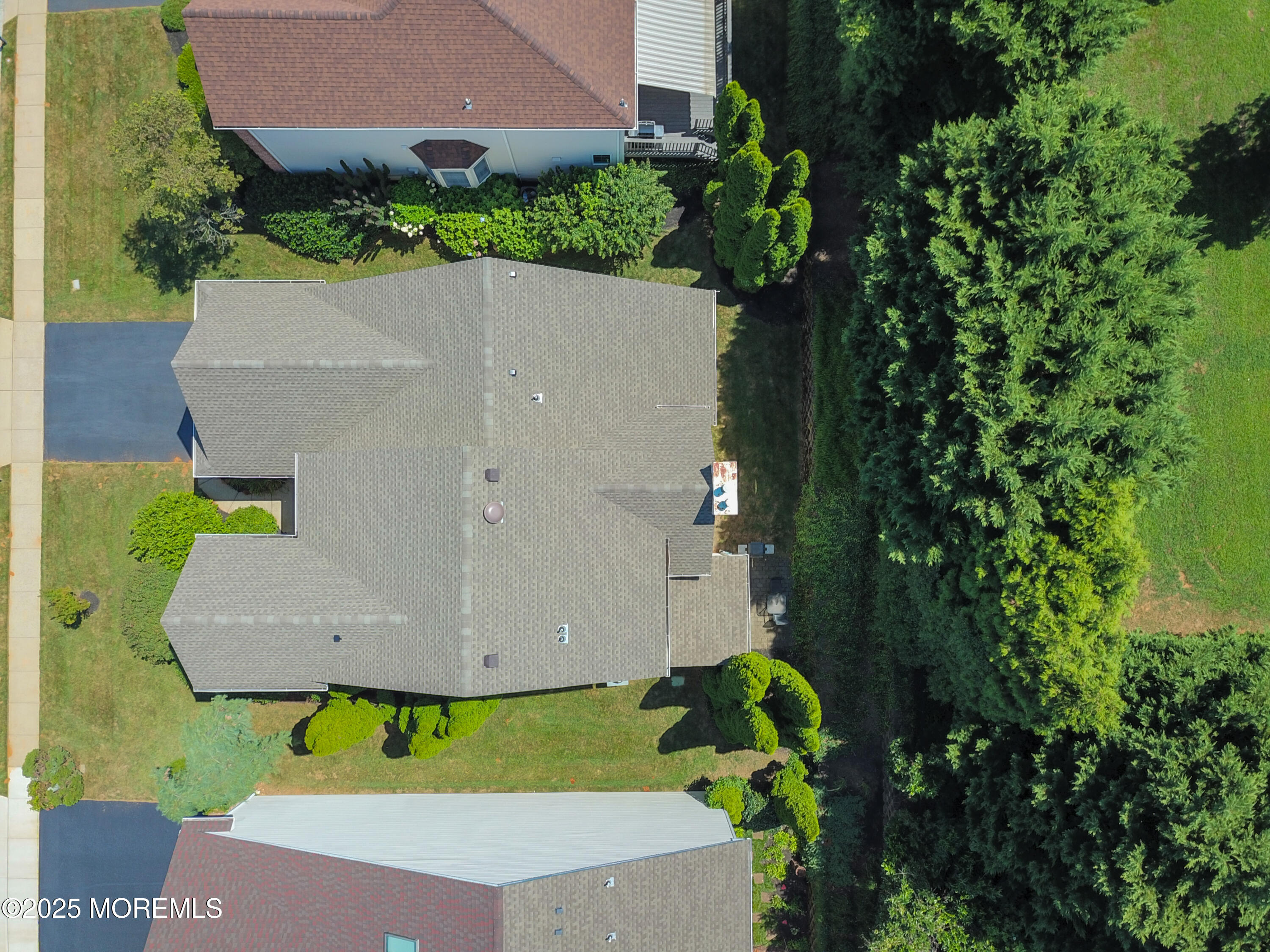 10 Windward Way