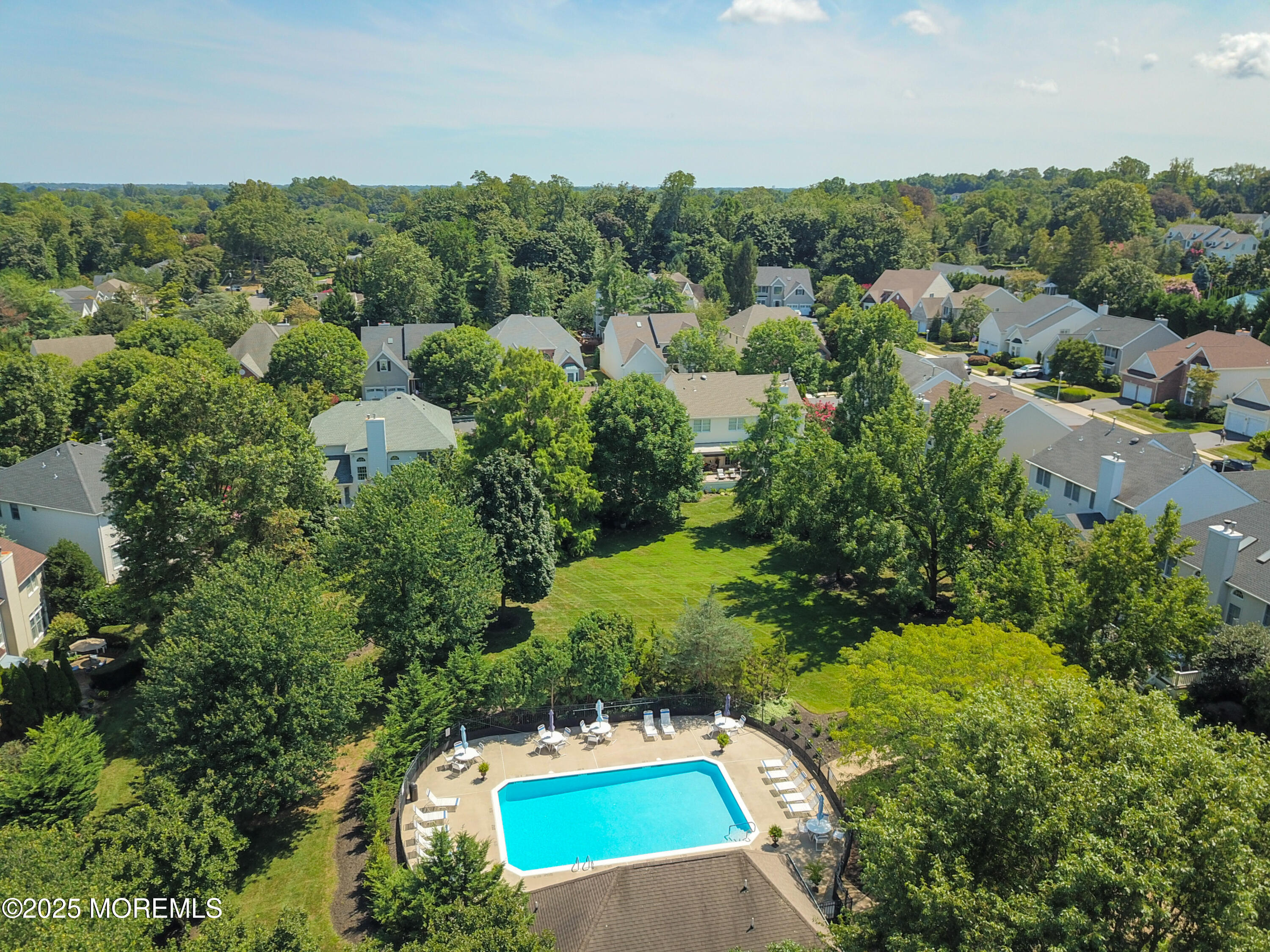 10 Windward Way