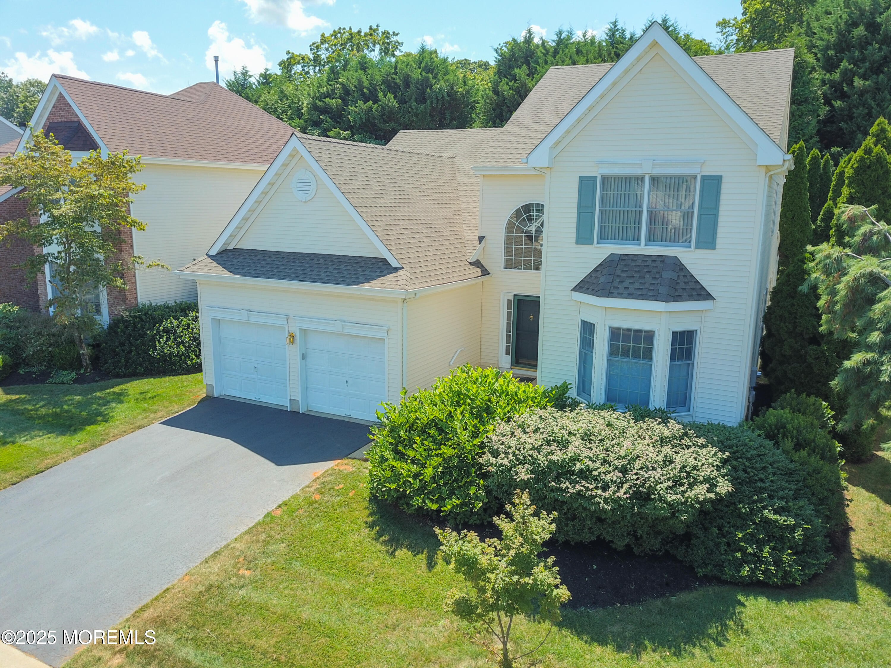 10 Windward Way