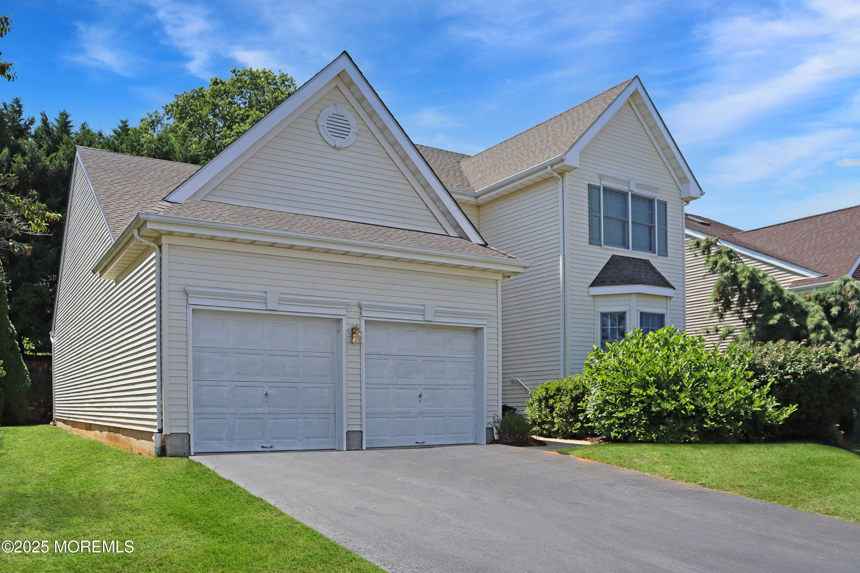 10 Windward Way
