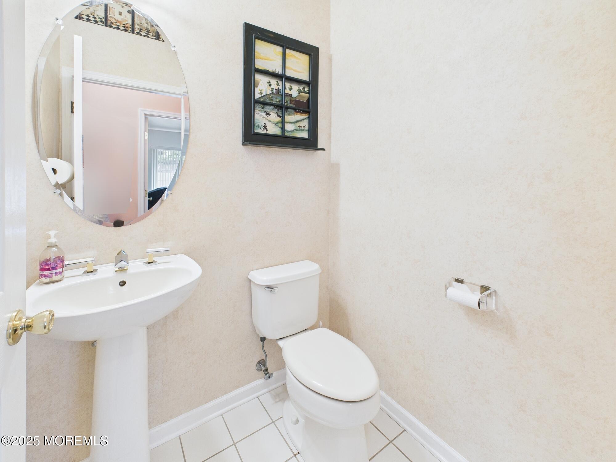 10 Windward Way