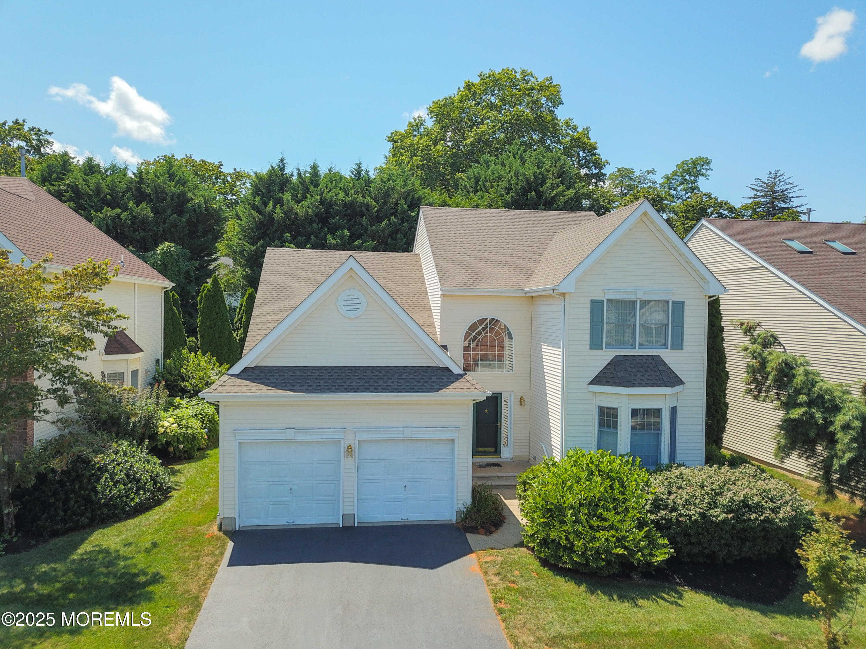 10 Windward Way