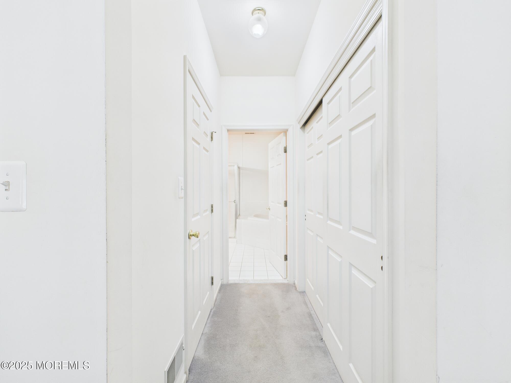 10 Windward Way