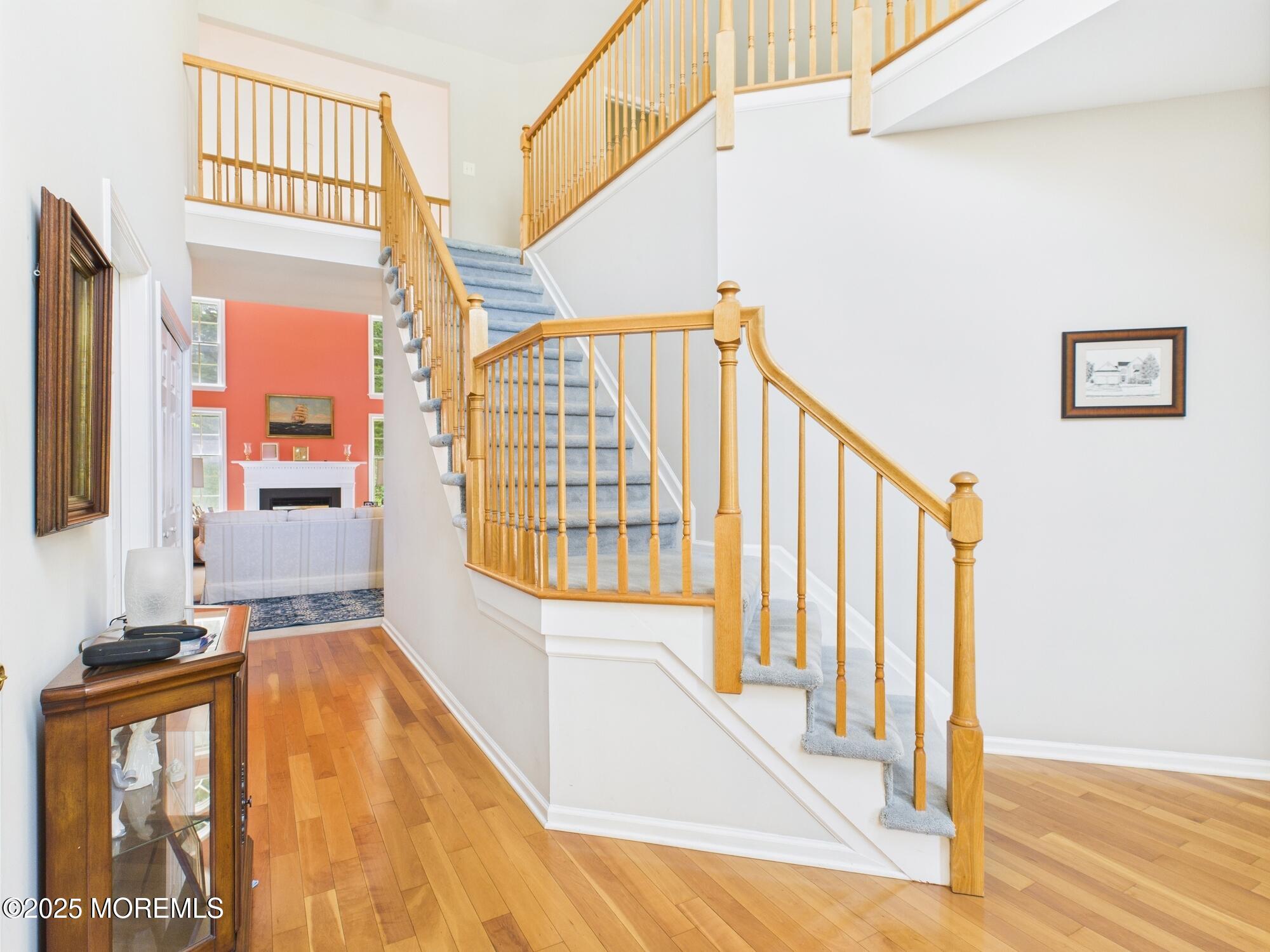 10 Windward Way