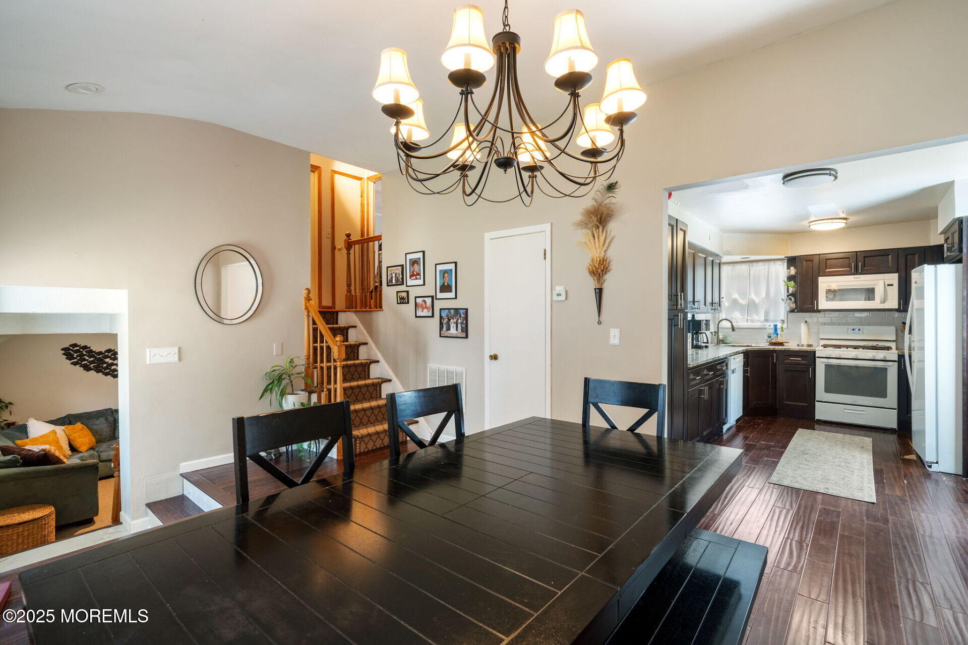 995 Hunt Drive