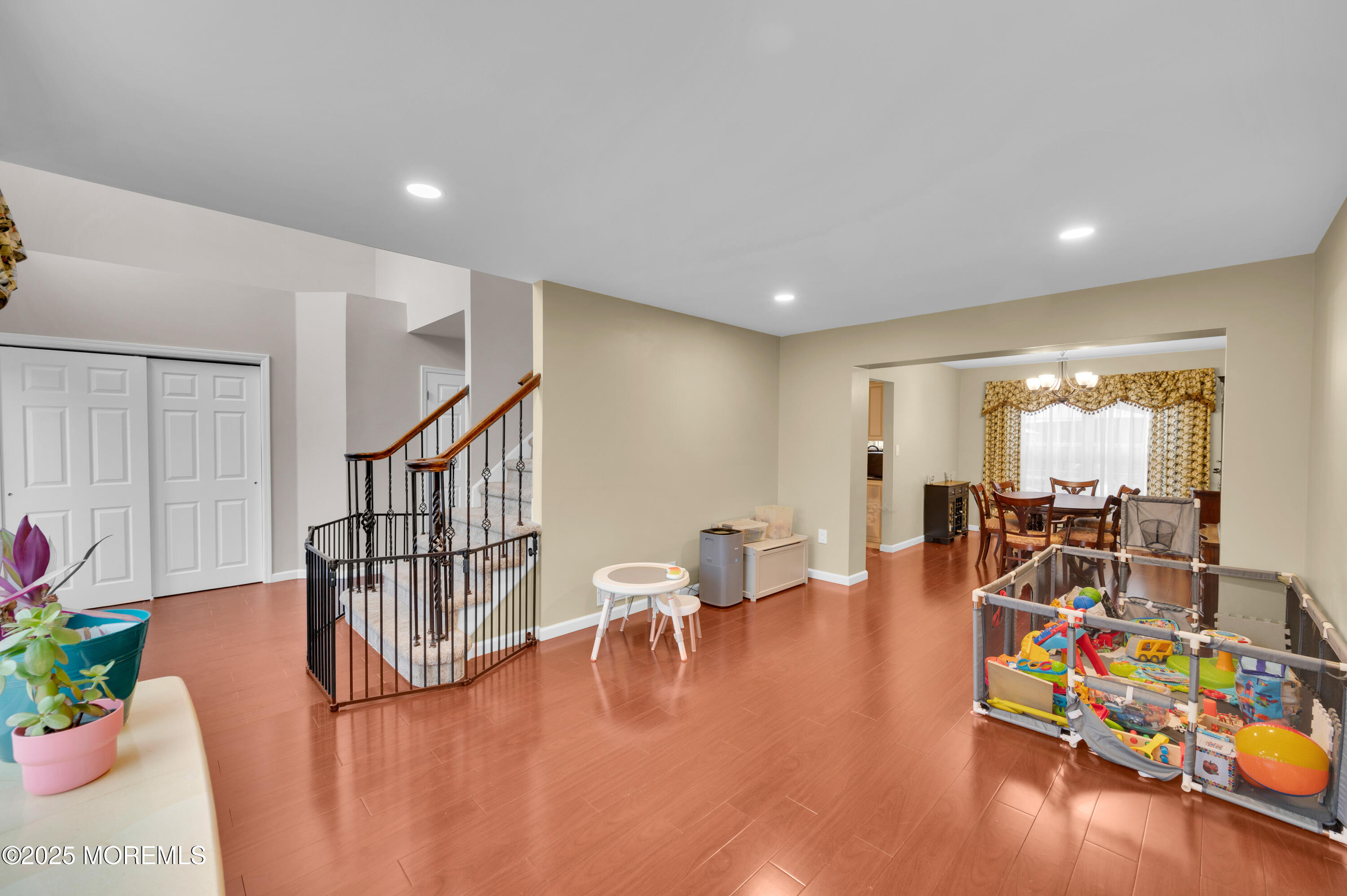 76 Diamond Lane