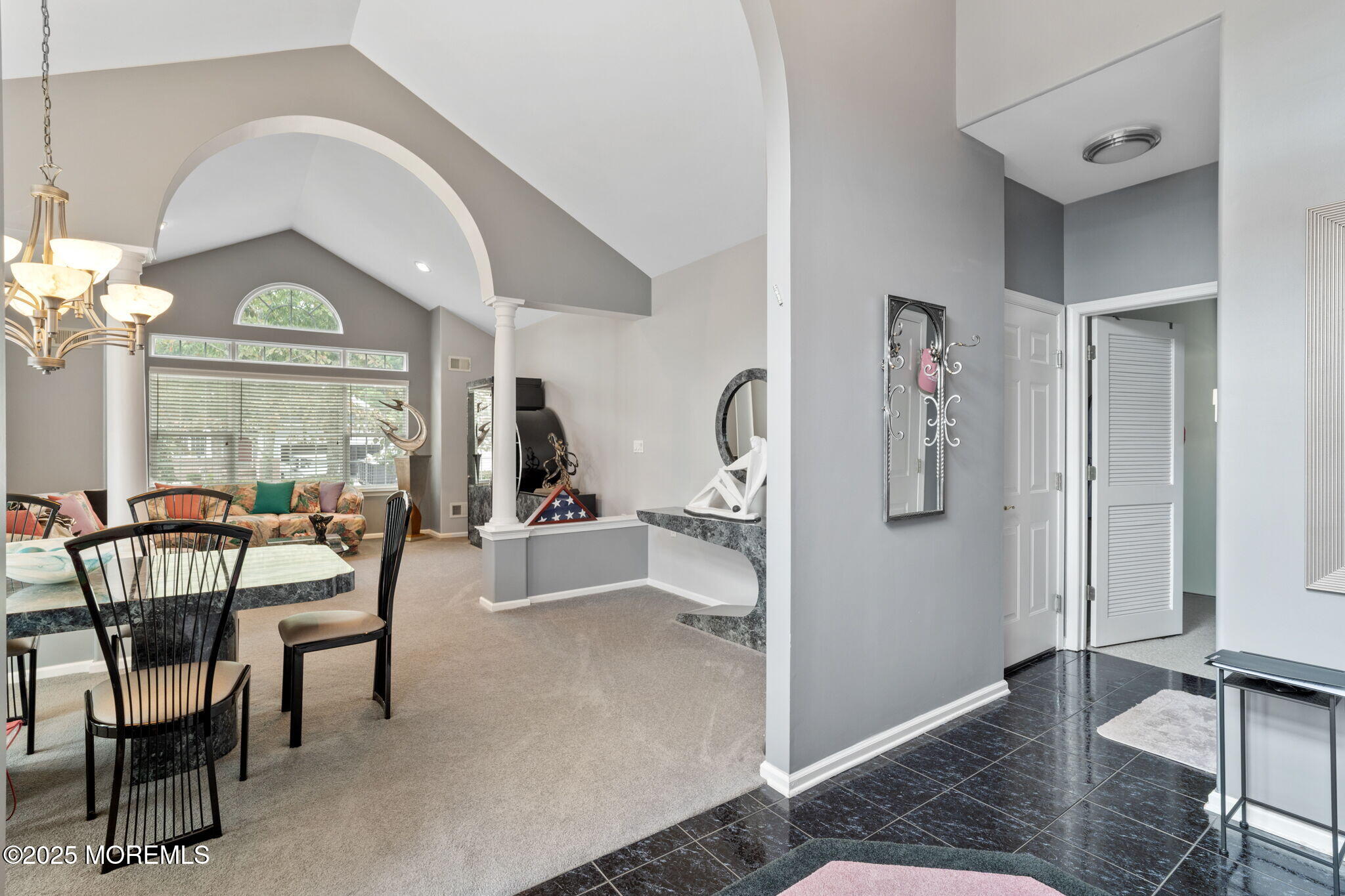 11 Narrowbrook Court