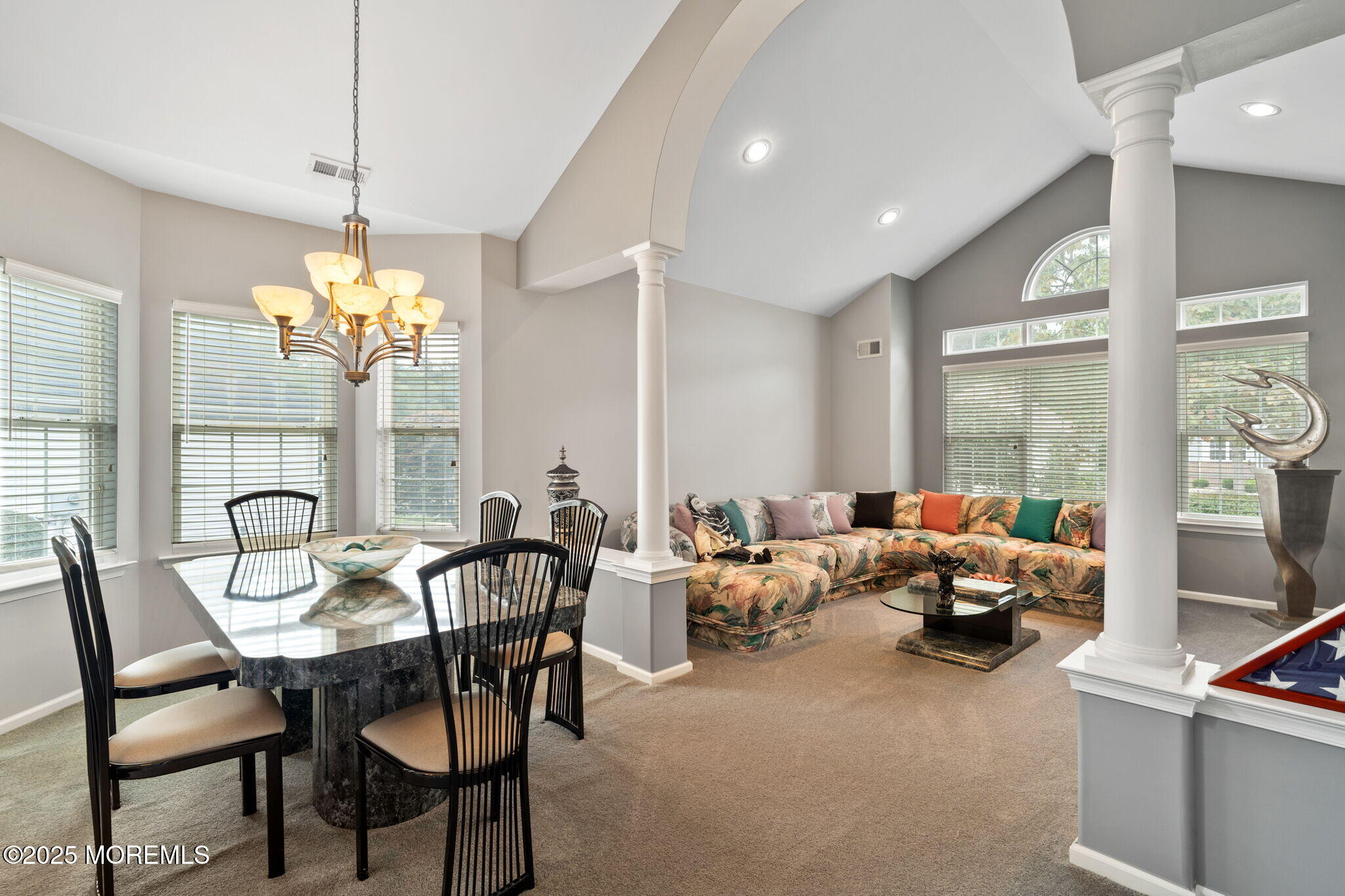 11 Narrowbrook Court