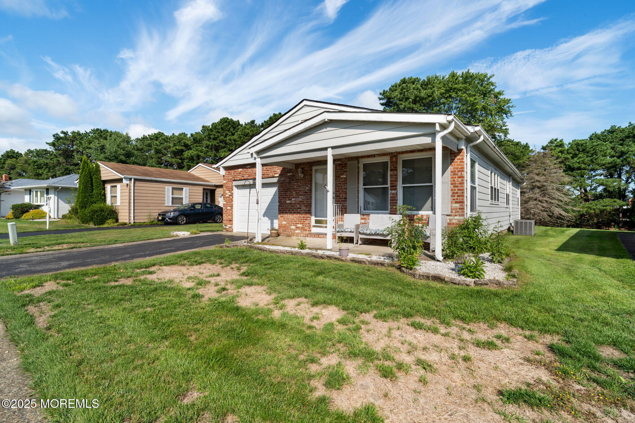 11 Selkirk Avenue